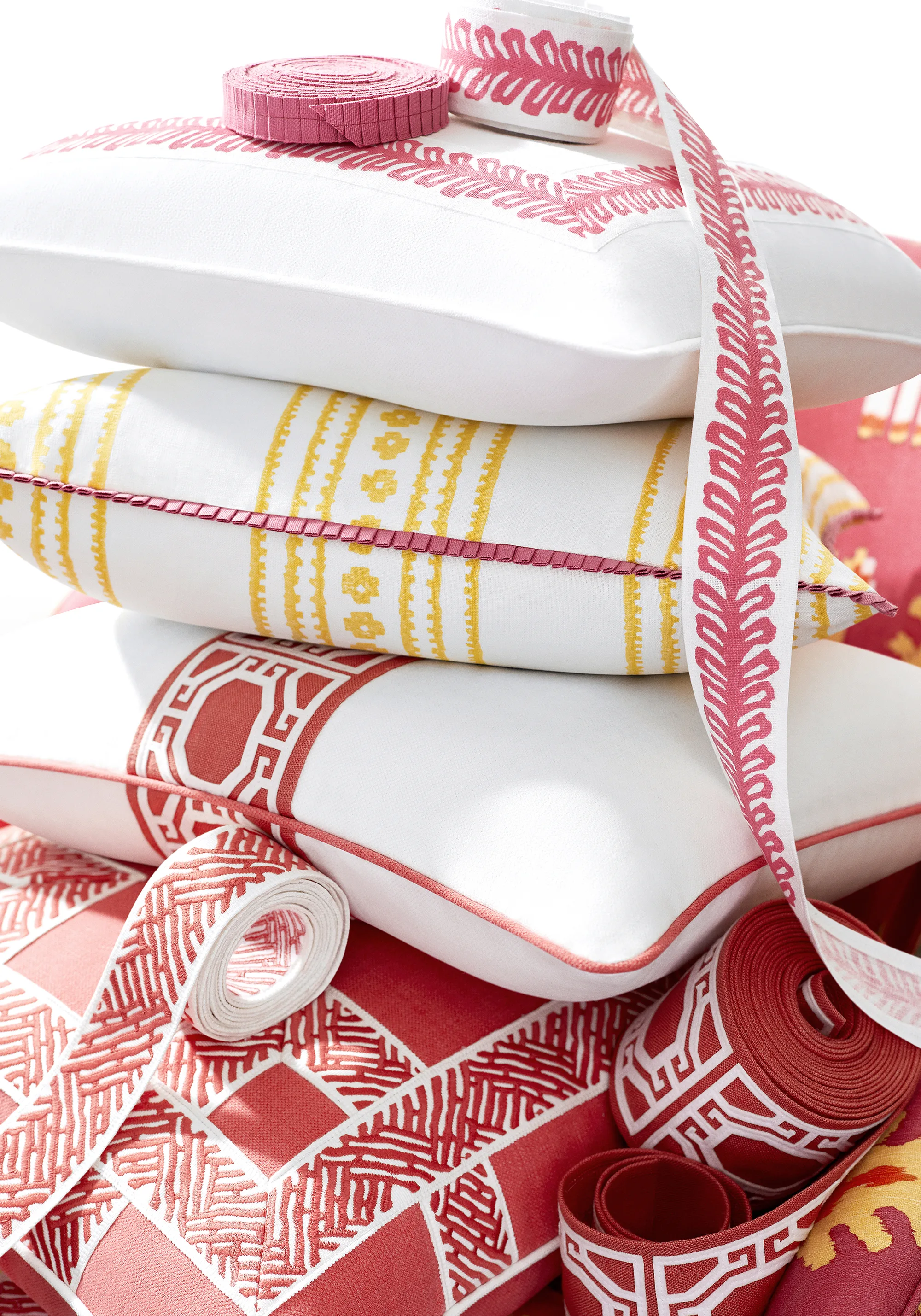 Thibaut Cobble Hill Tape in Coral (E12017)