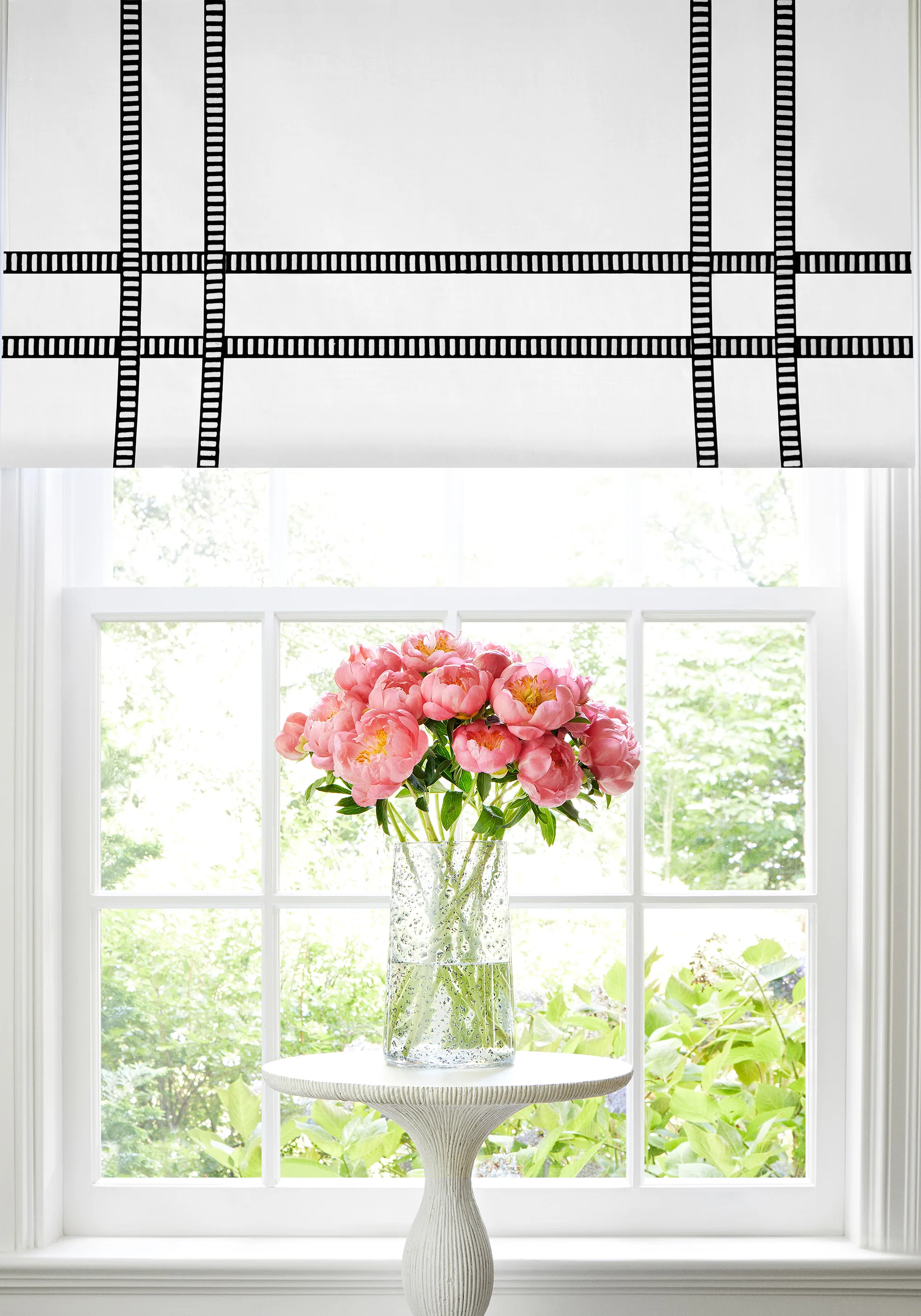 Thibaut Dash Tape in White on Onyx (E12134)