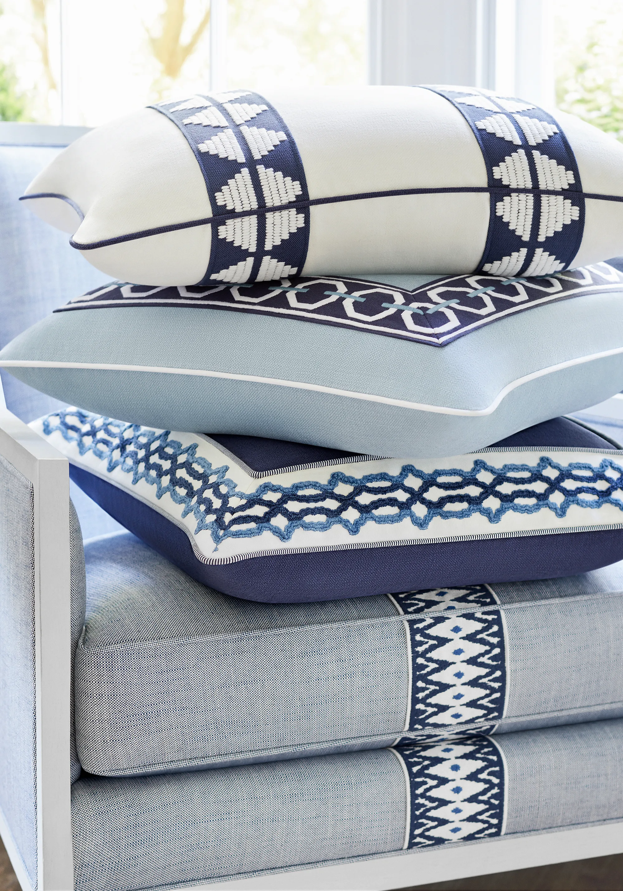 Thibaut Delmont Tape in Navy (E12047)
