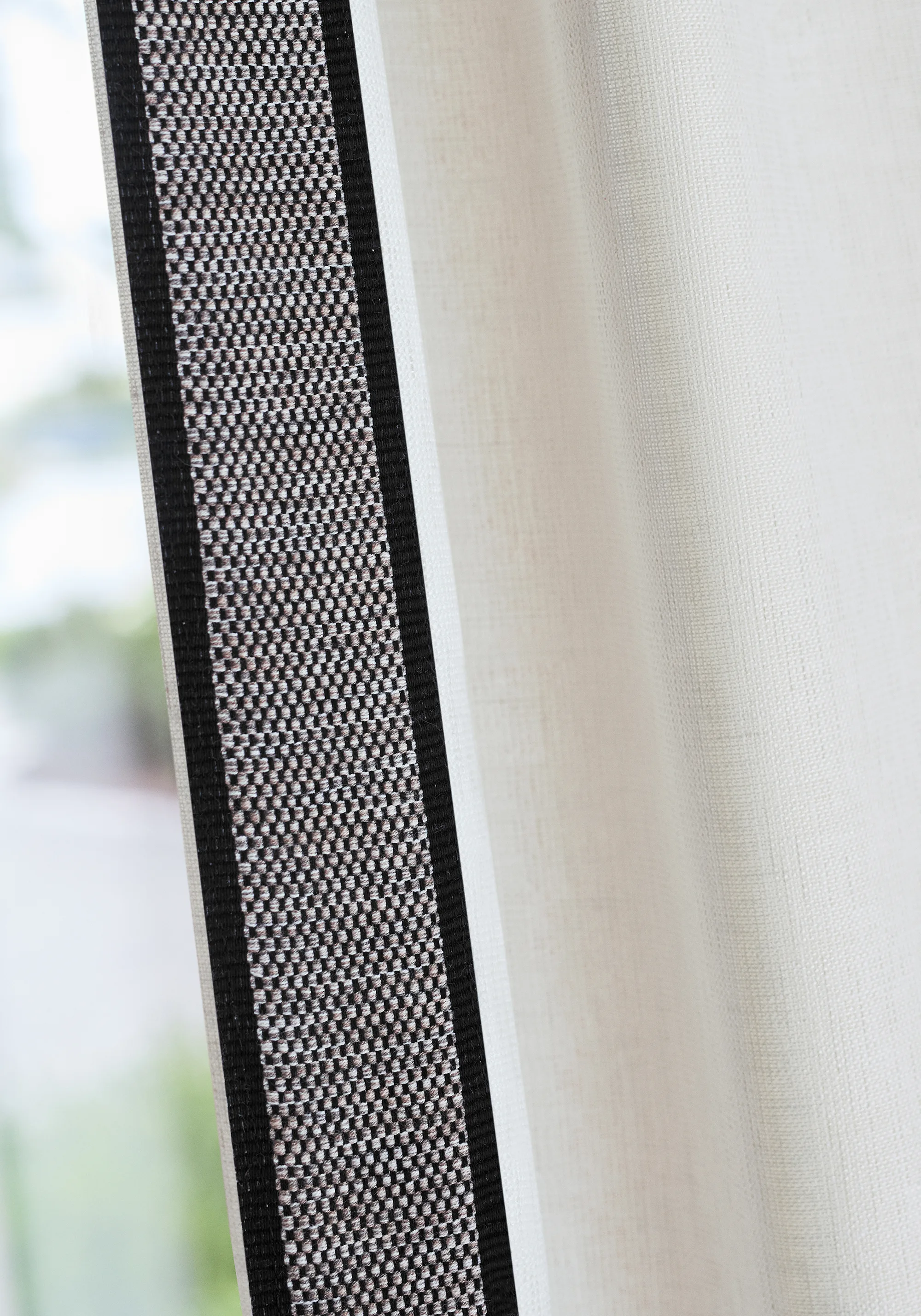 Thibaut Fisher Tape in Ebony (E12400)