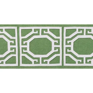 Thibaut Gate Applique Tape in Kelly (E12001)