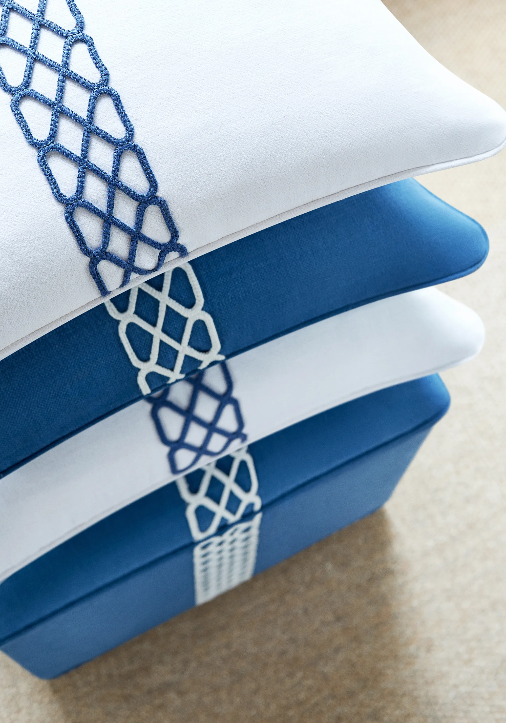 Thibaut Ripley Applique in Bermuda (E12024)