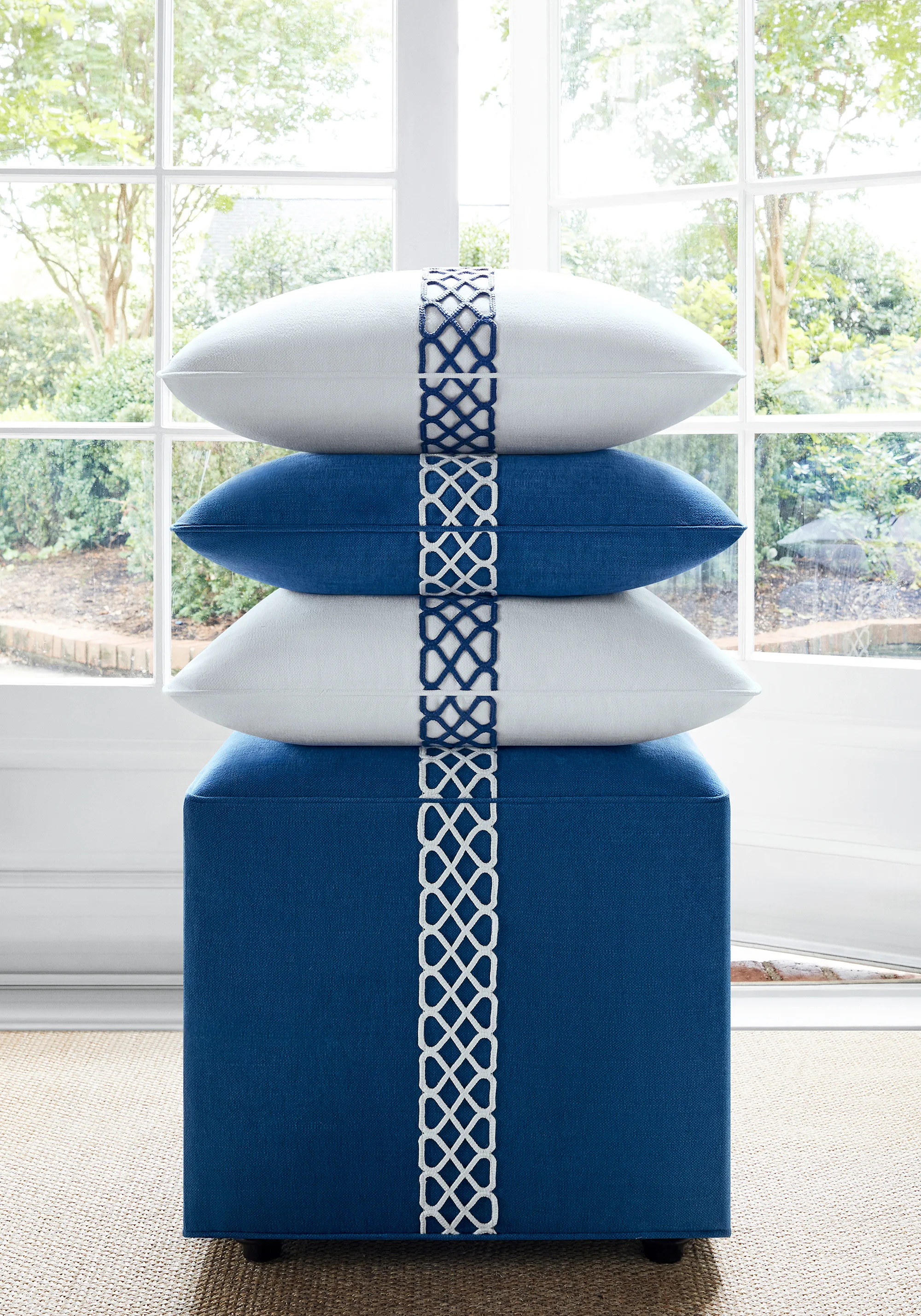 Thibaut Ripley Applique in Bermuda (E12024)