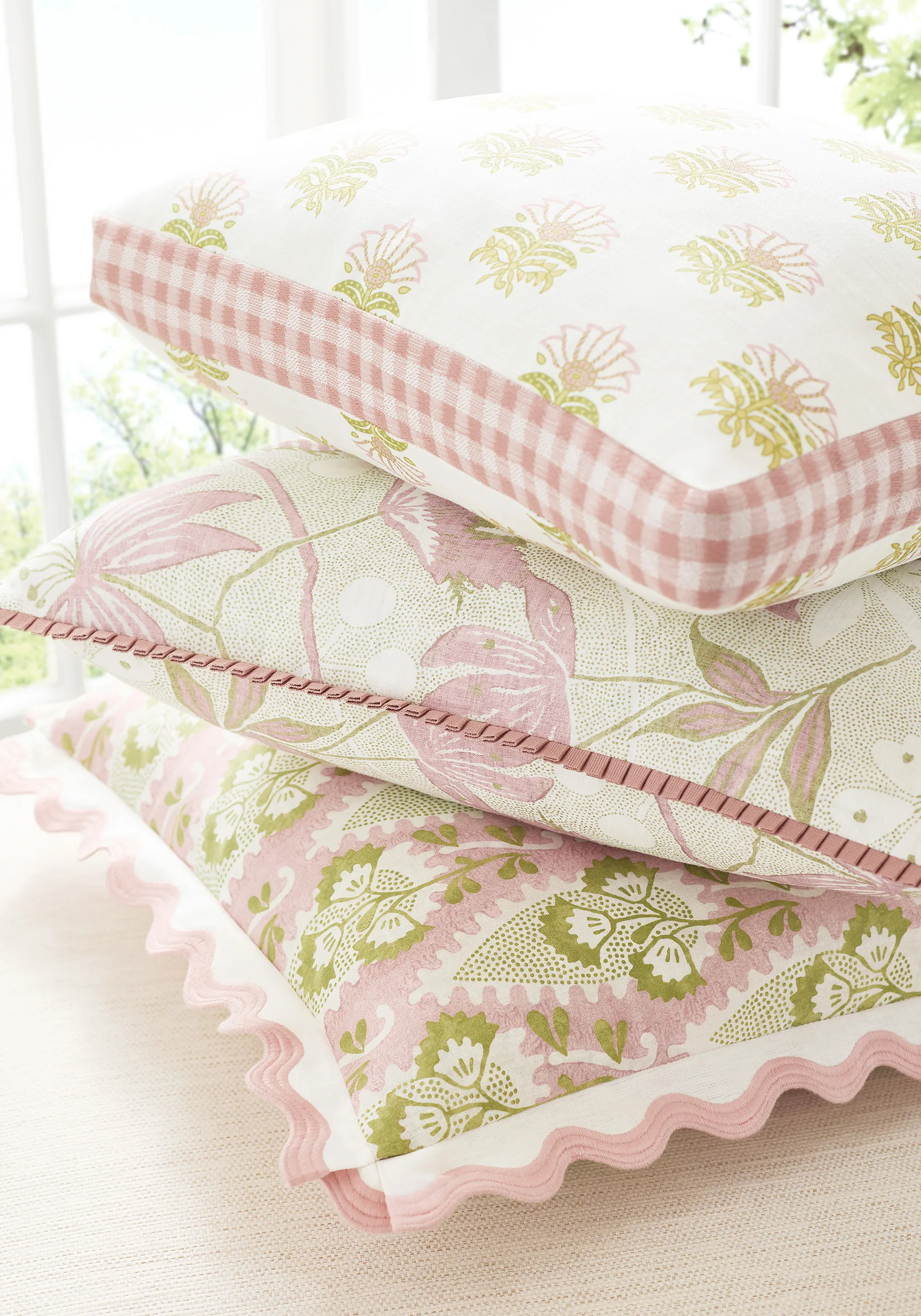 Thibaut Wave Tape in Blush on White (E12329)