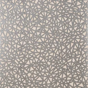 Thibaut Aedan in Blush (T10402)