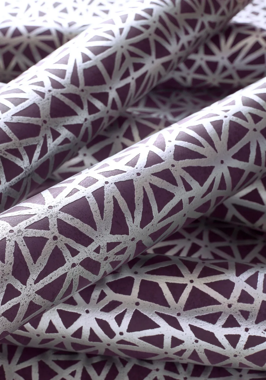 Thibaut Aedan in Plum (T10407)