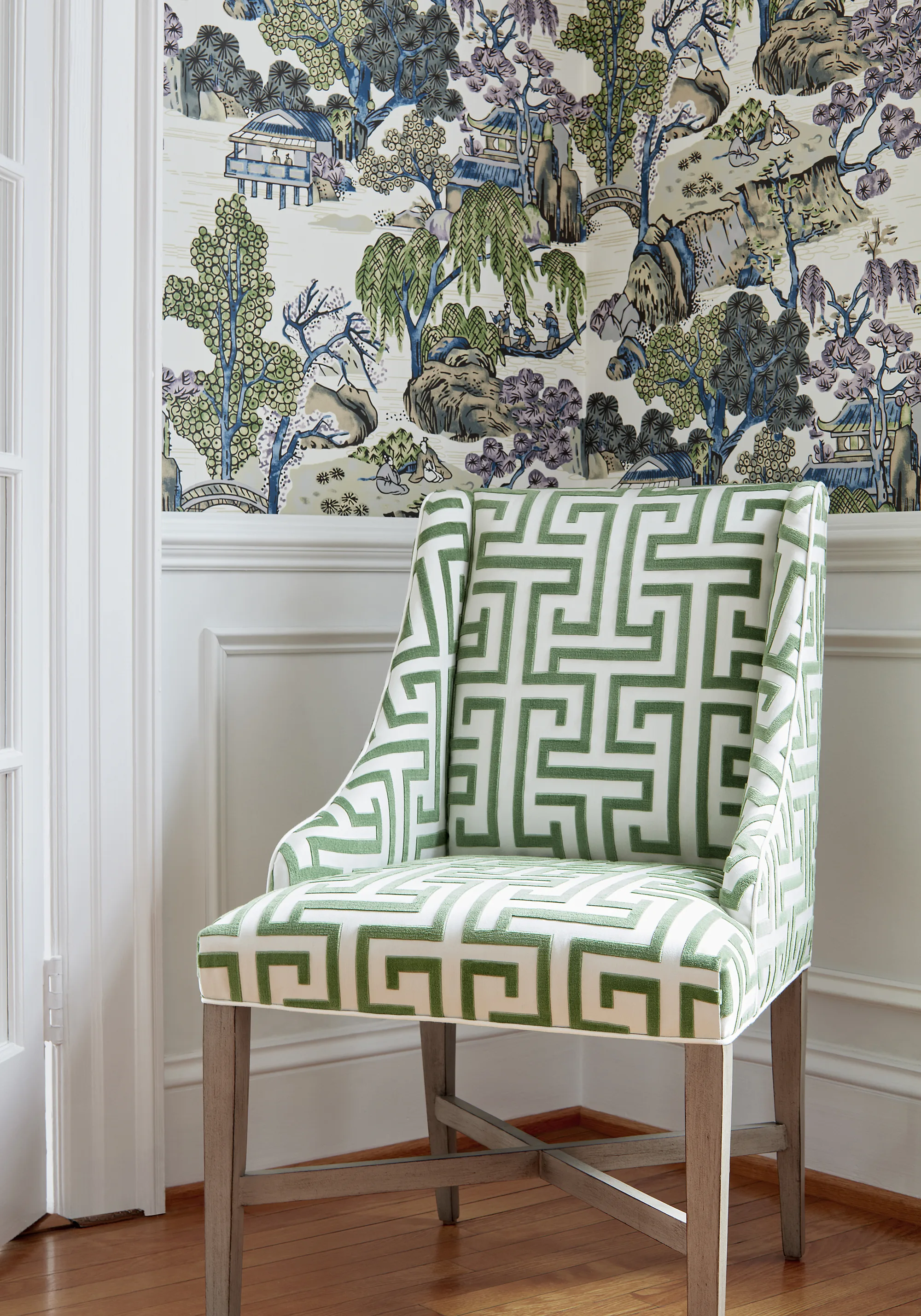 Thibaut Asian Scenic in Purple and Blue (T75459)