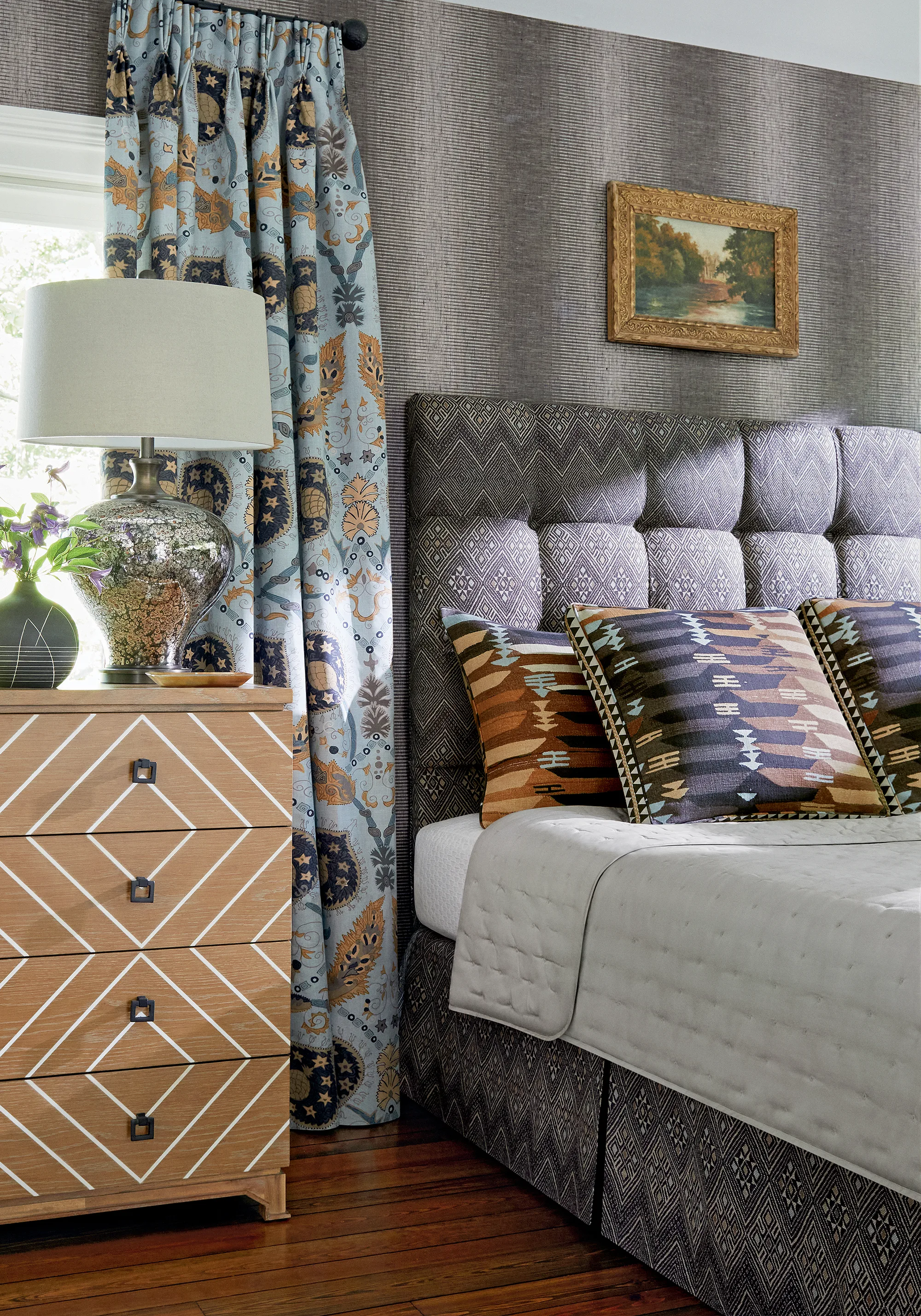 T13258 | Bozeman Stripe - Black Thibaut Bozeman Stripe in Black (T13258)