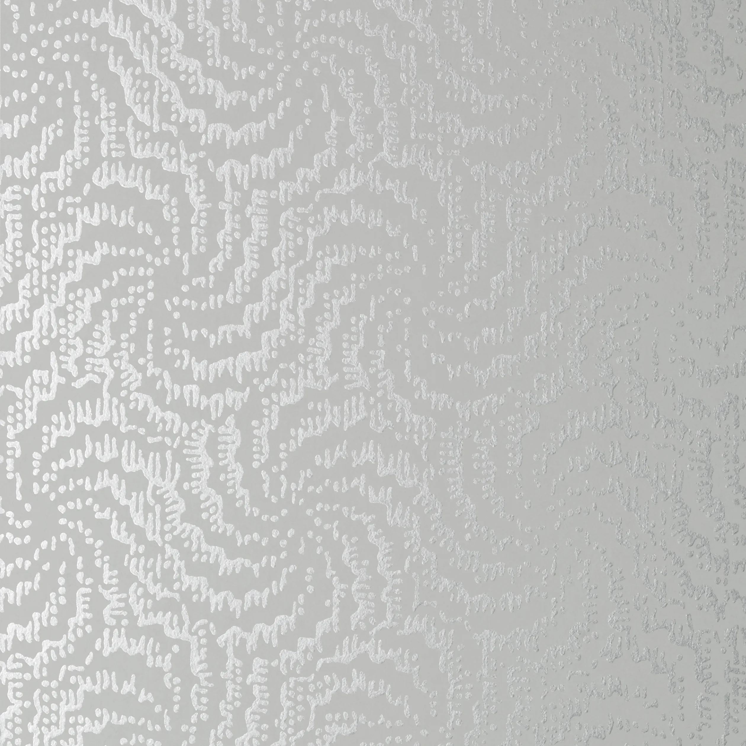 Anna French Cirrus in Metallic Silver on Grey (AT7939)