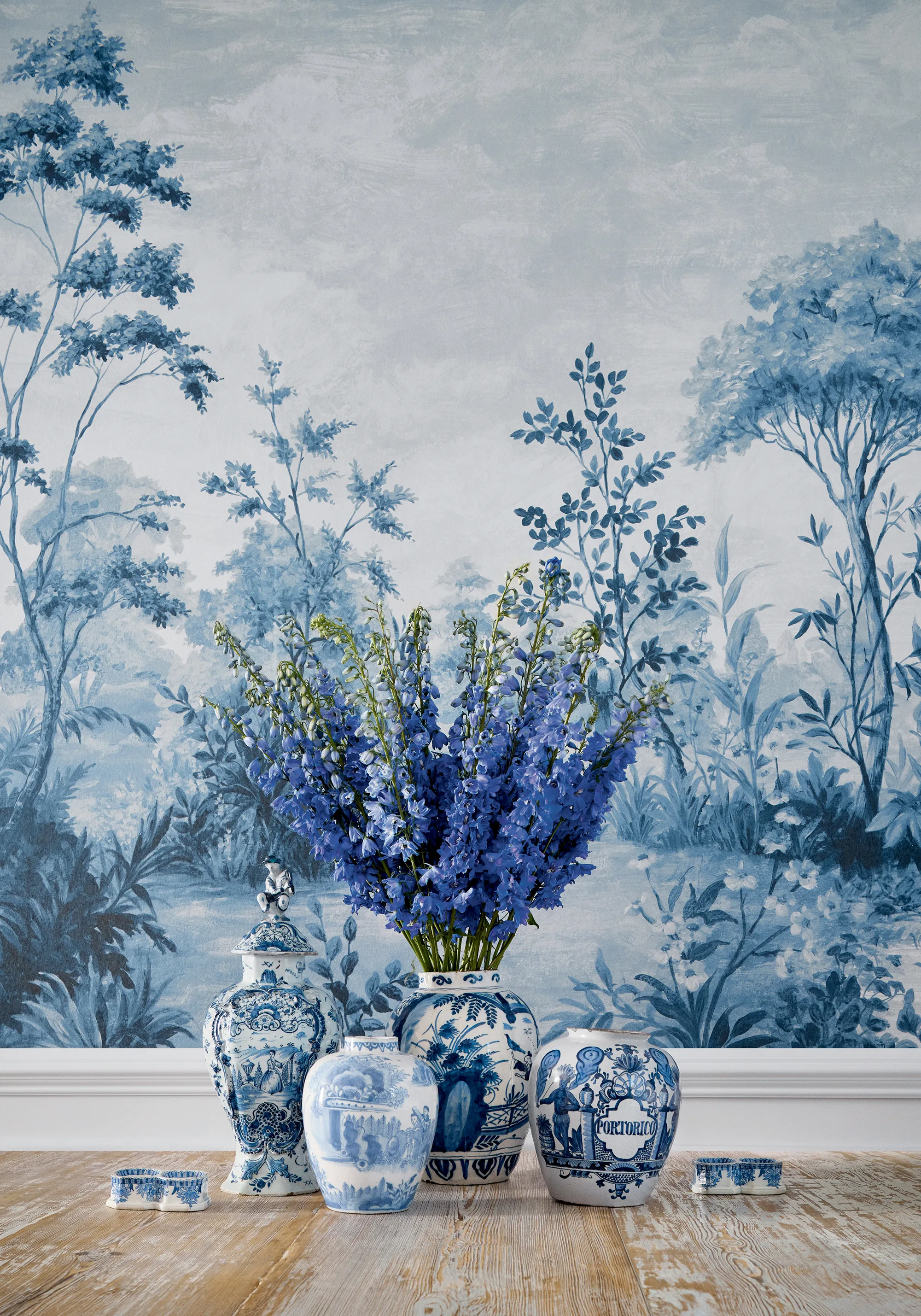 Anna French Cumbria Mural in Blue and White on Pearl (ATM16155)