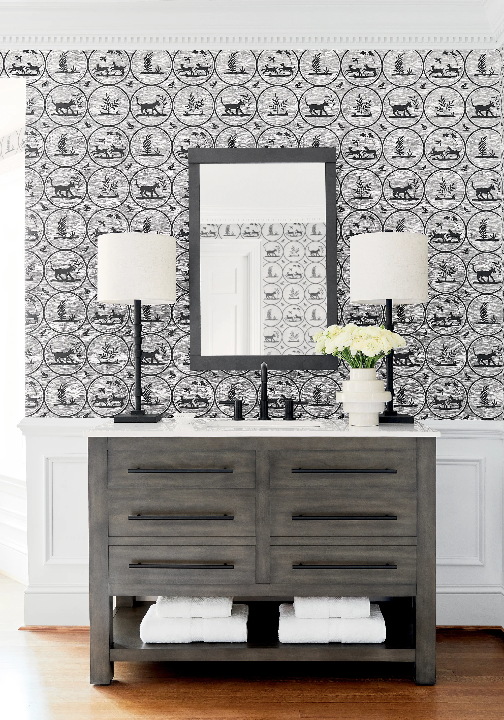 Thibaut Dooley in Black (T14347)