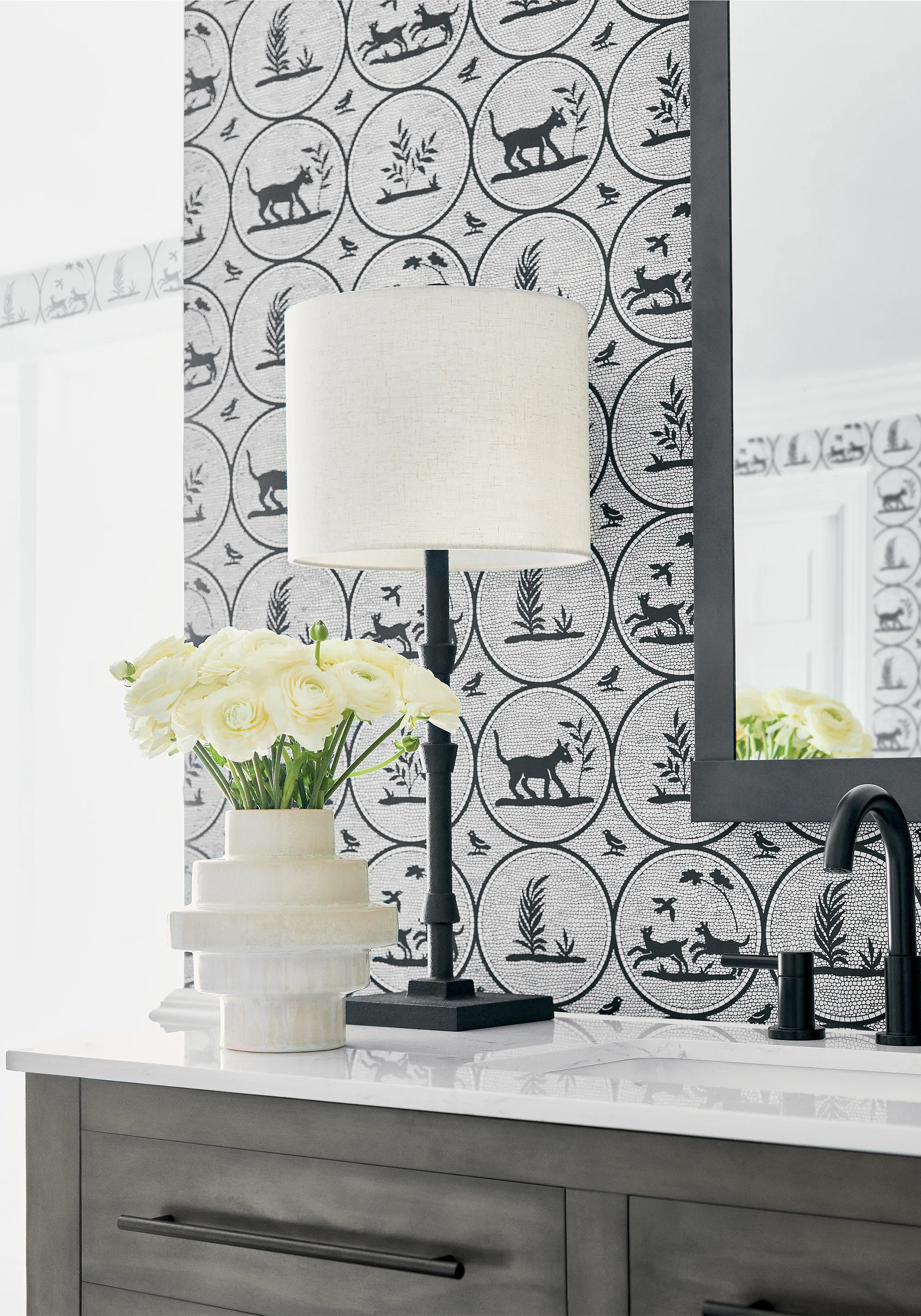 Thibaut Dooley in Black (T14347)
