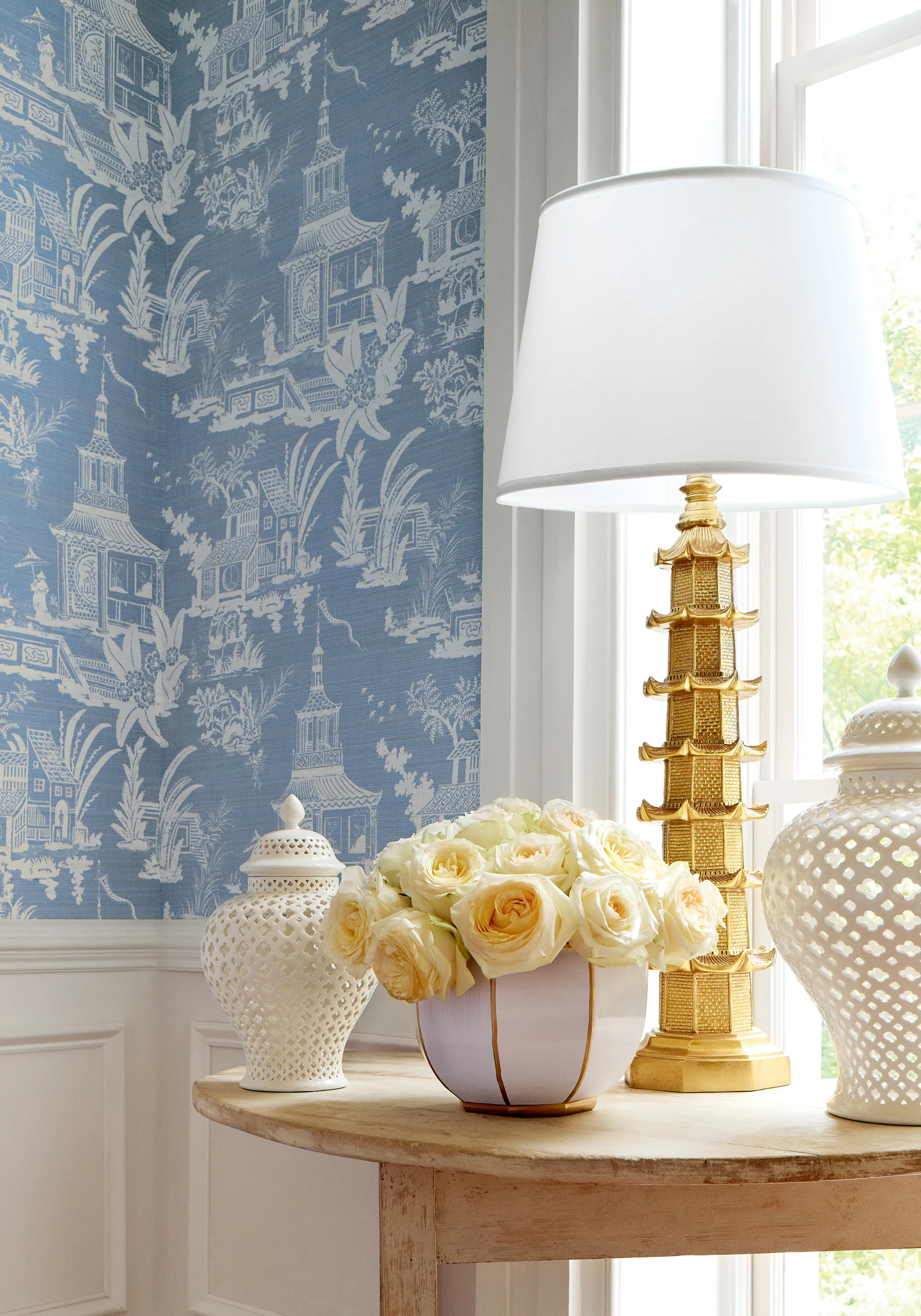 Thibaut Empress Court in Blue (T13649)