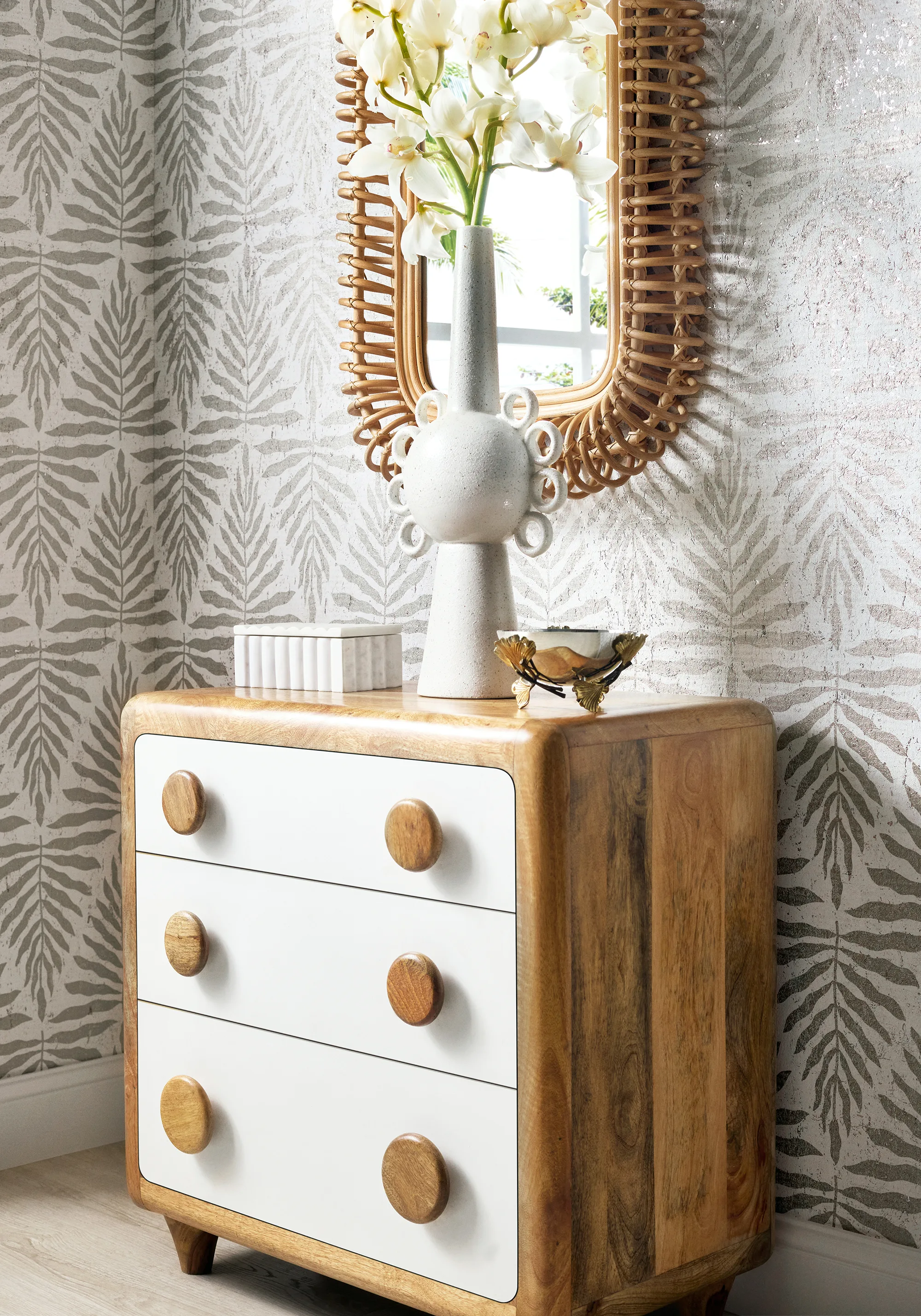 Thibaut Gasparilla in Metallic Gilver (T15810)
