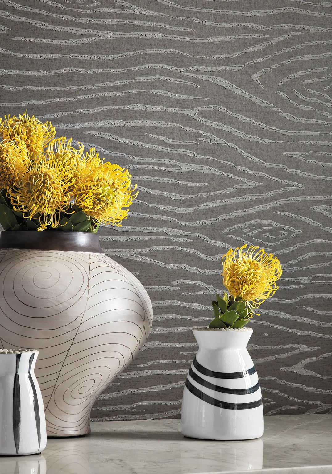 Thibaut Haywood in Charcoal (T75136)