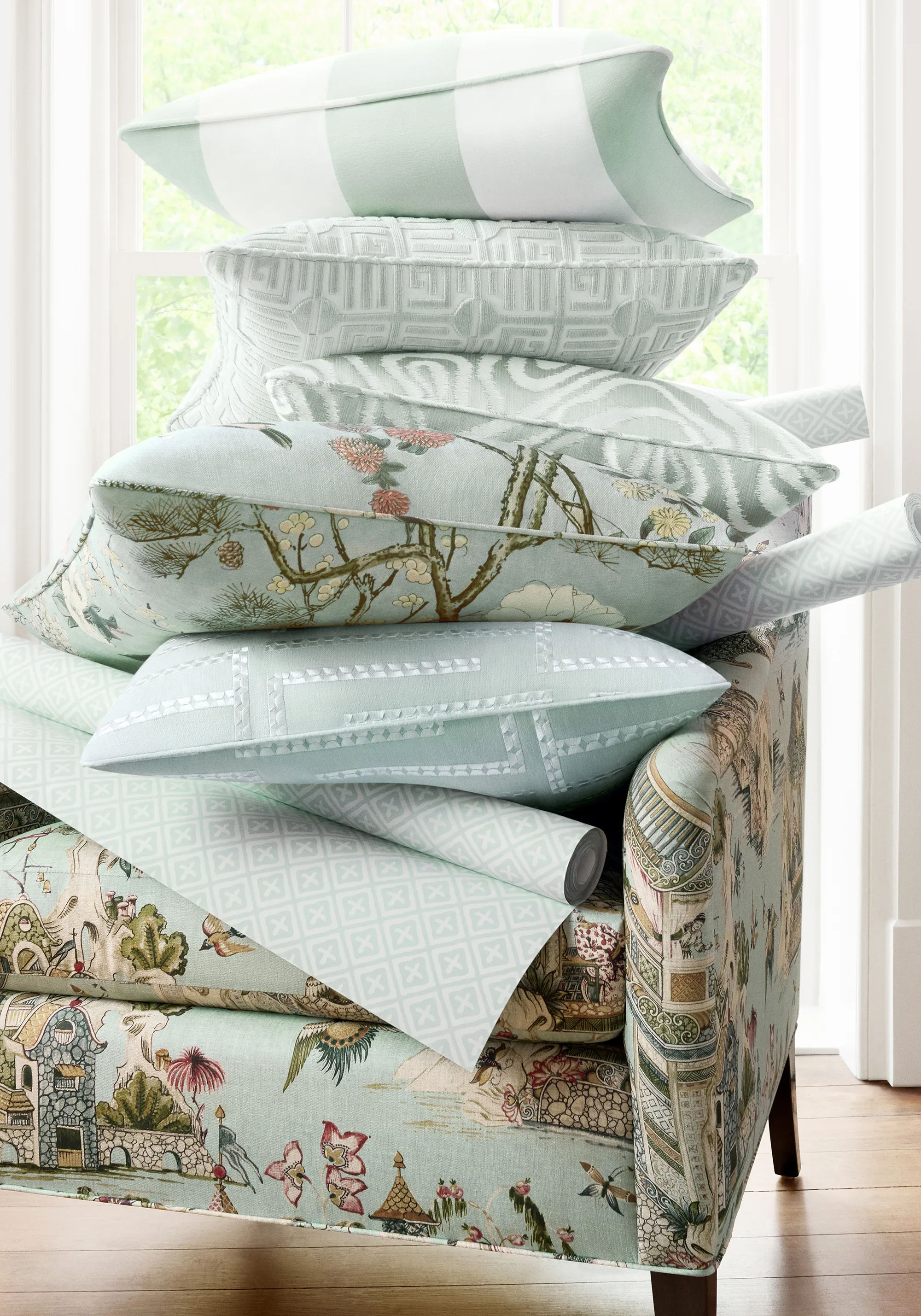 Thibaut Holiday Trellis in Mist (T13665)