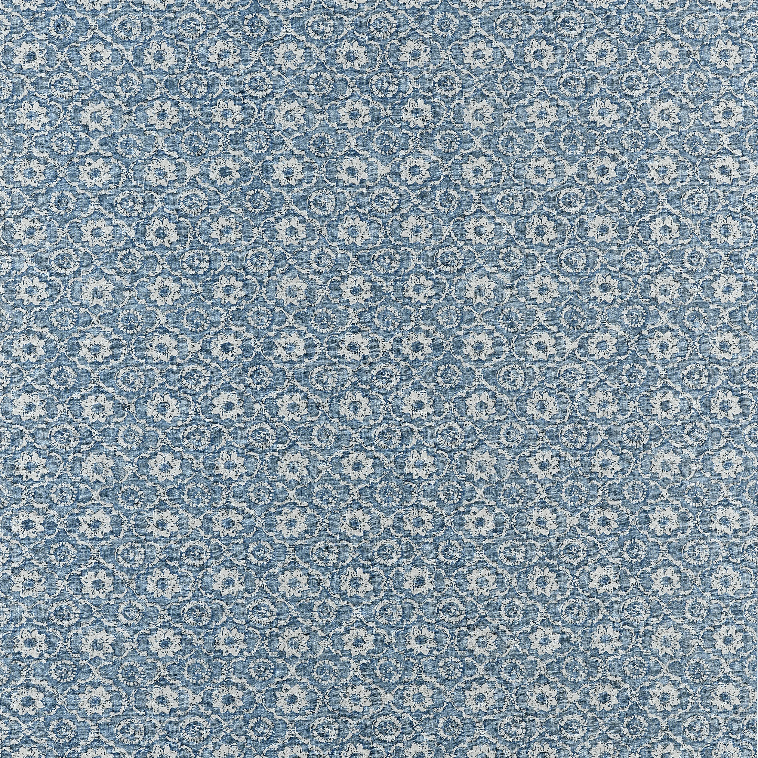 AT16125 | Holly Trellis – Blue