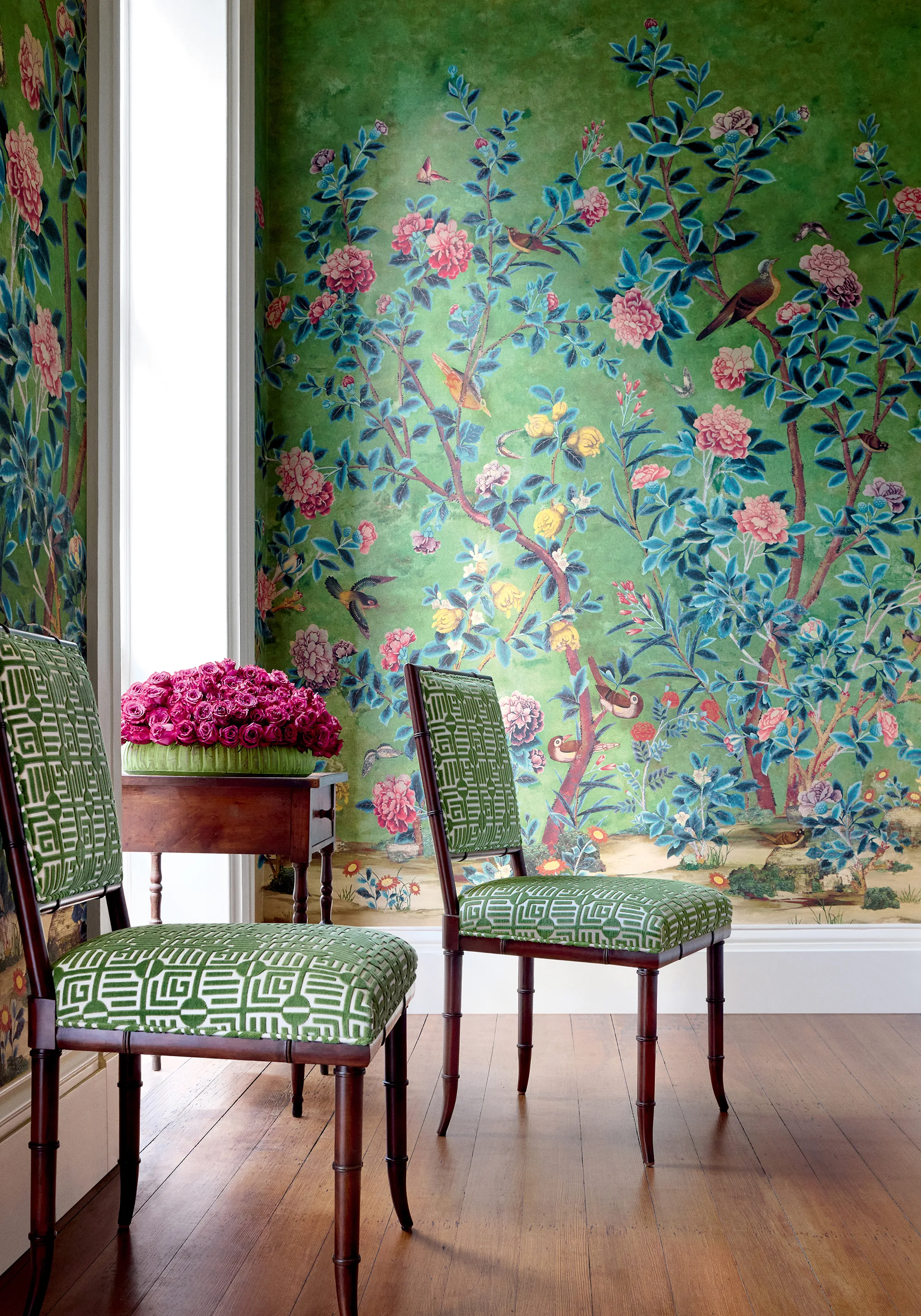 Thibaut Jardin Bloom Mural in Green (TM13669)