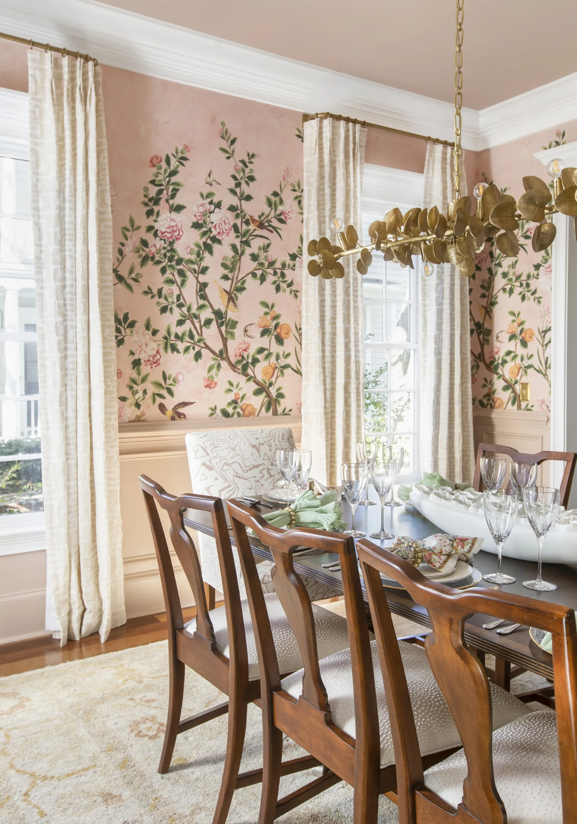 Thibaut Jardin Bloom Mural in Pink (TM13667)