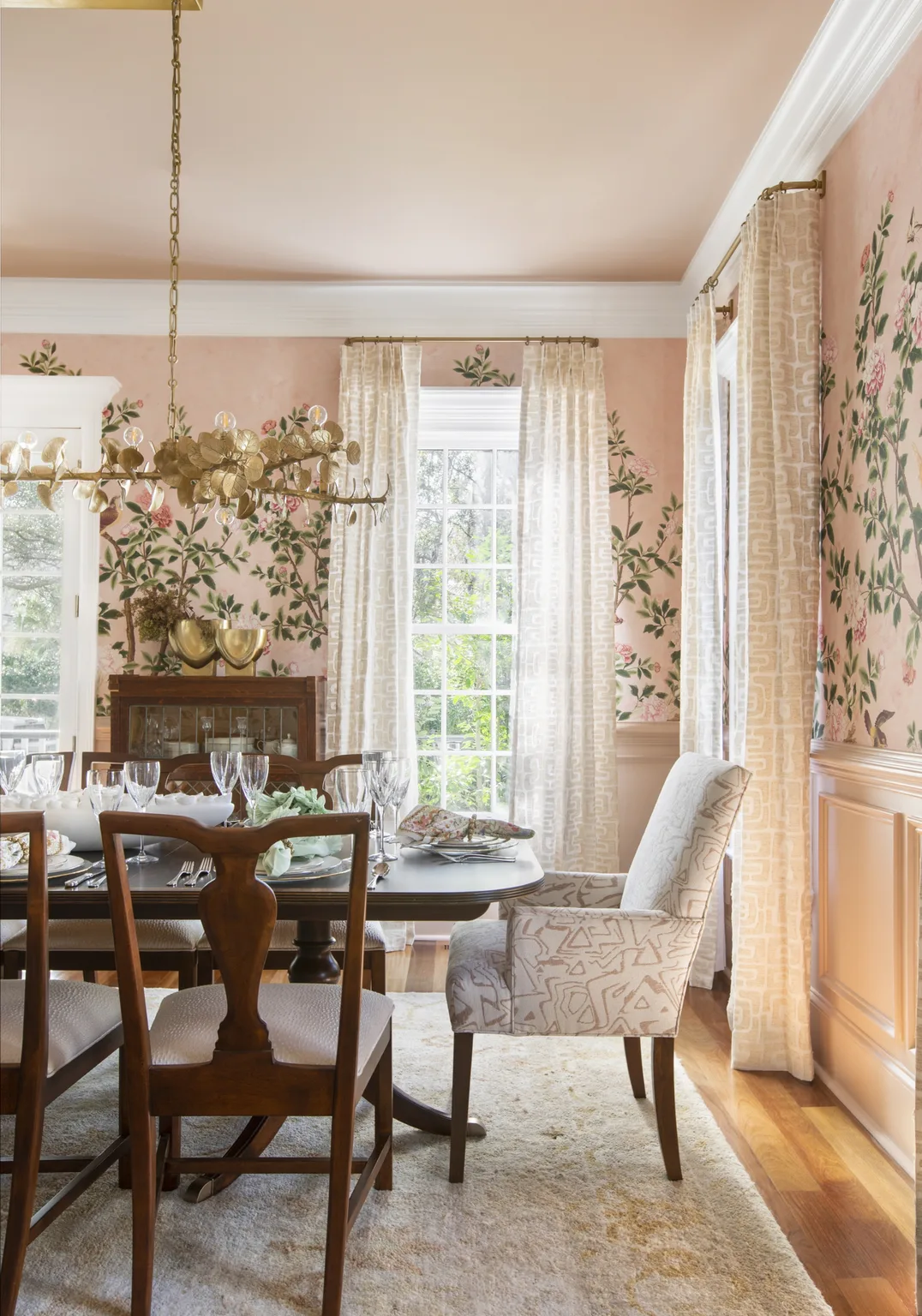 Thibaut Jardin Bloom Mural in Pink (TM13667)