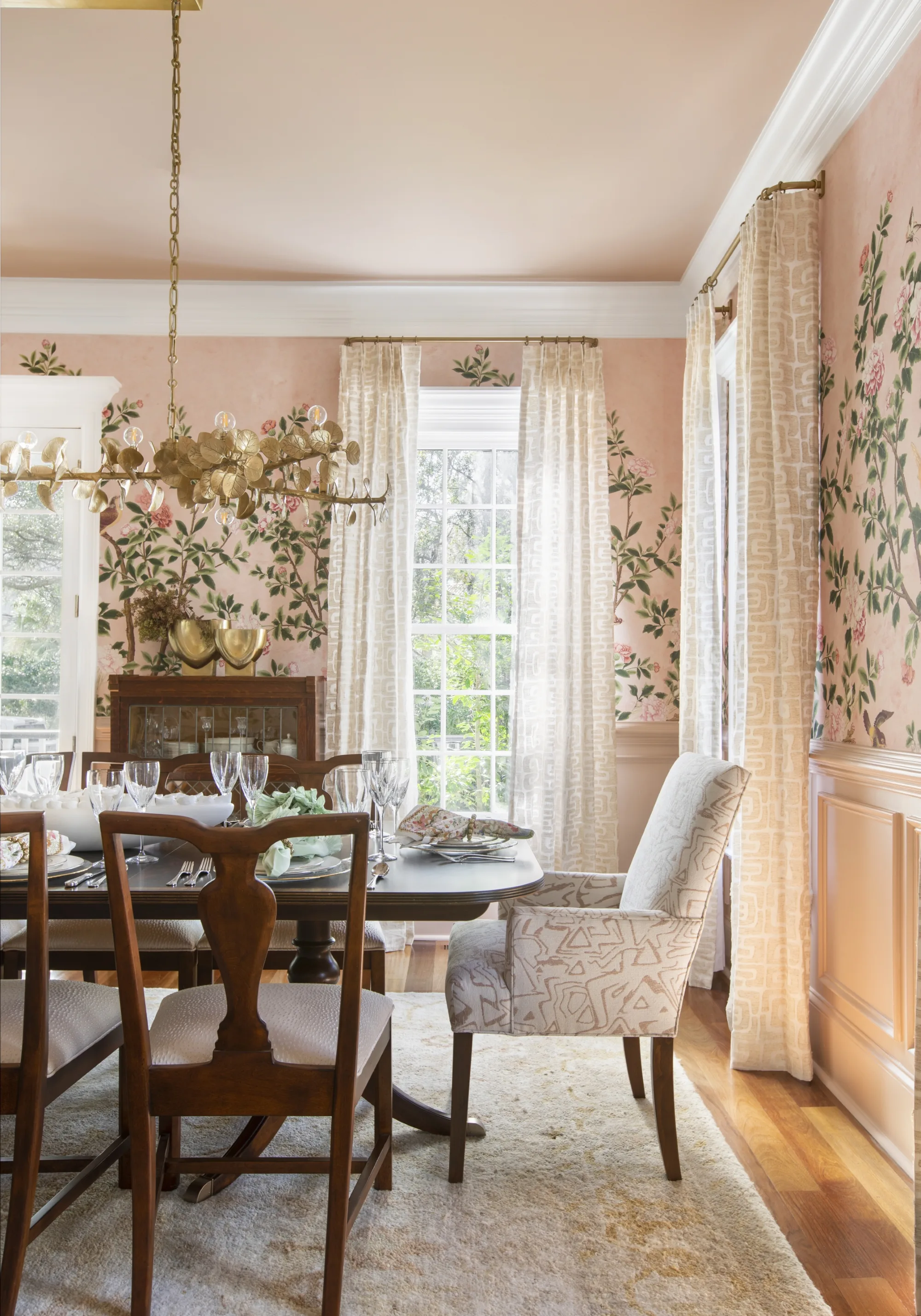 Thibaut Jardin Bloom Mural in Pink (TM13667)