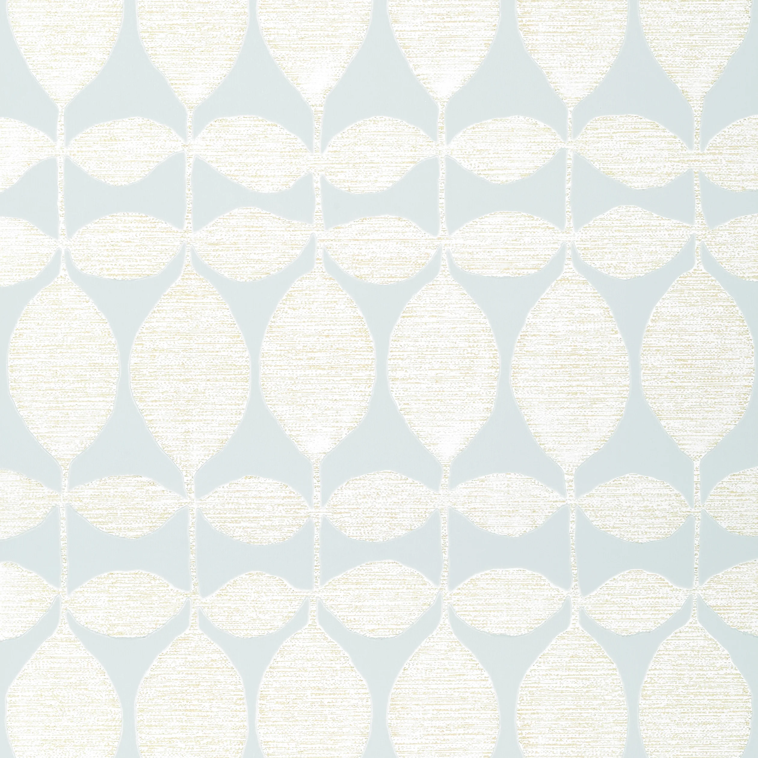 T41043 | Lola – Pearl on Soft Blue