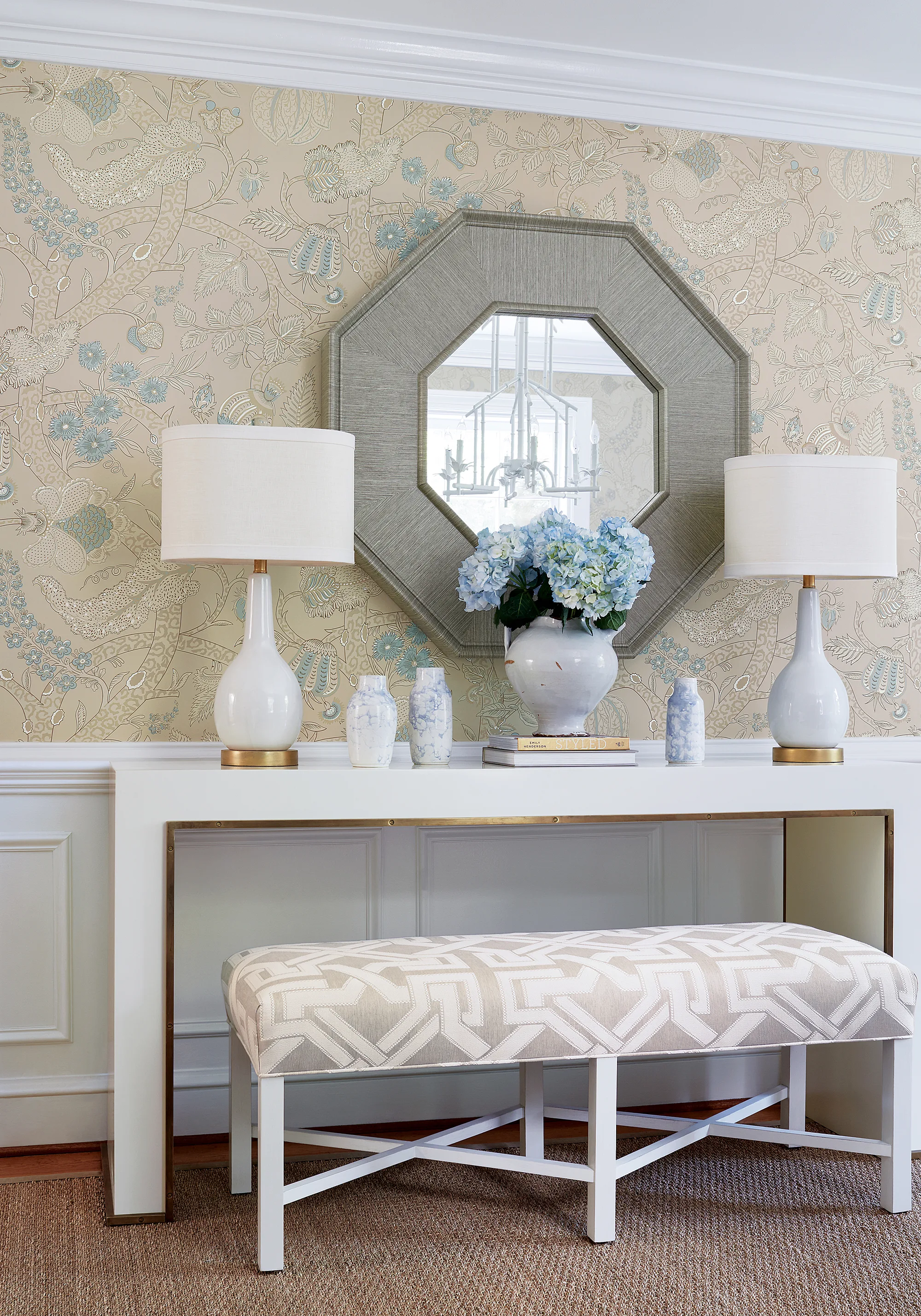 Thibaut Macbeth in Beige (T72622)