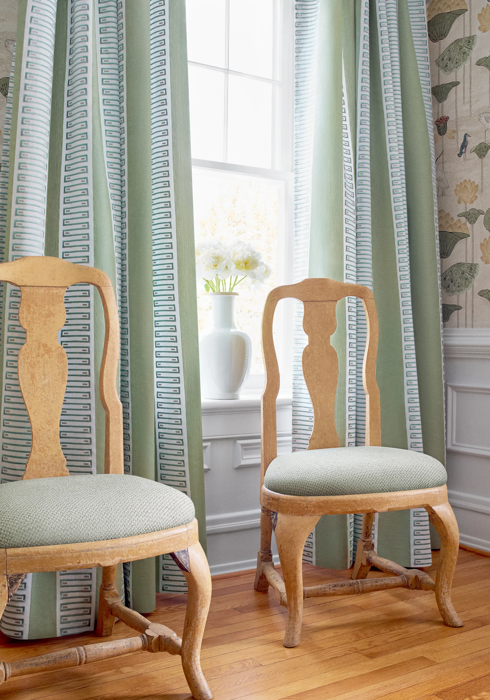 Thibaut Malea in Gold (T14634)