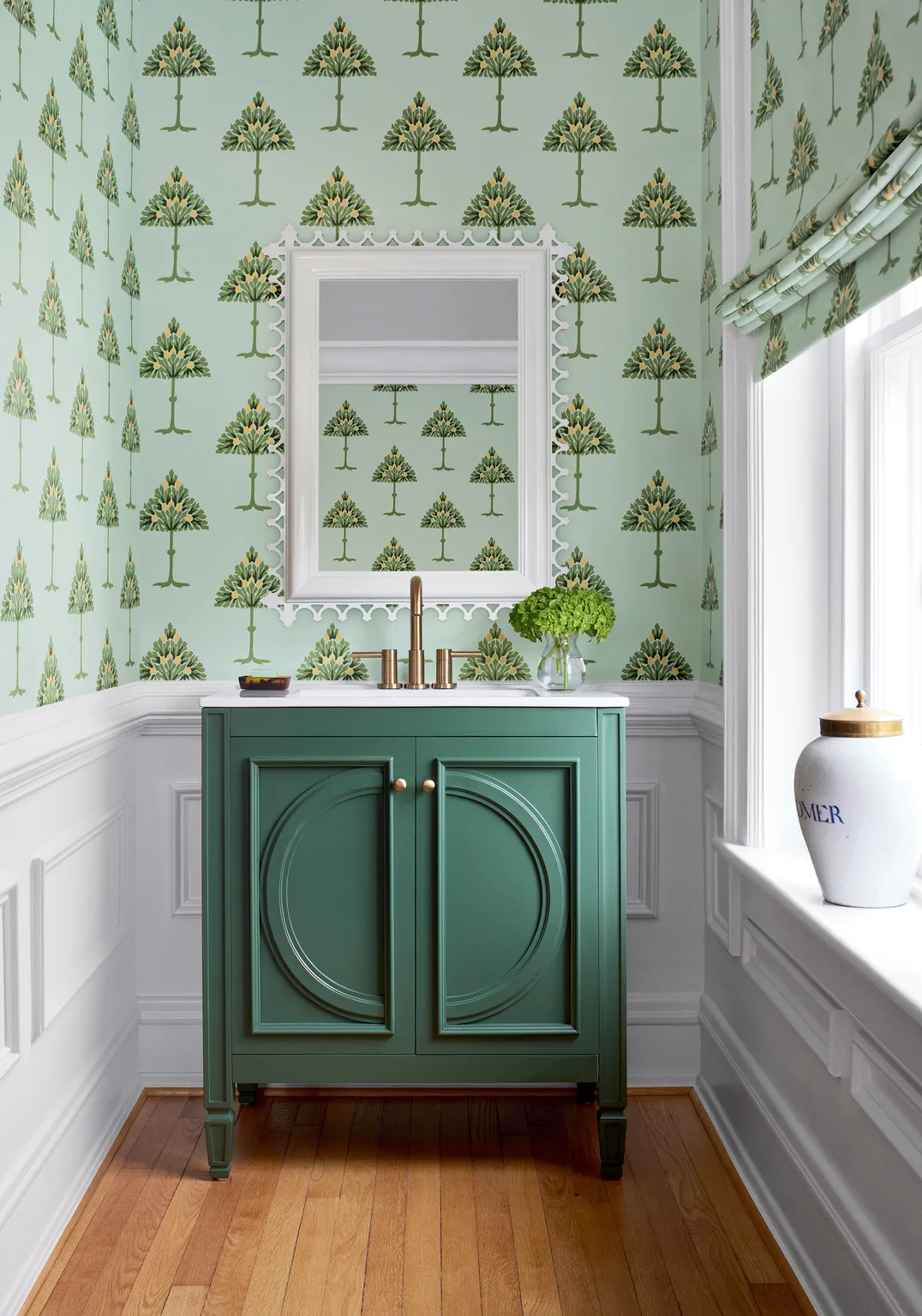 Thibaut May Tree in Seaglass (T14617)