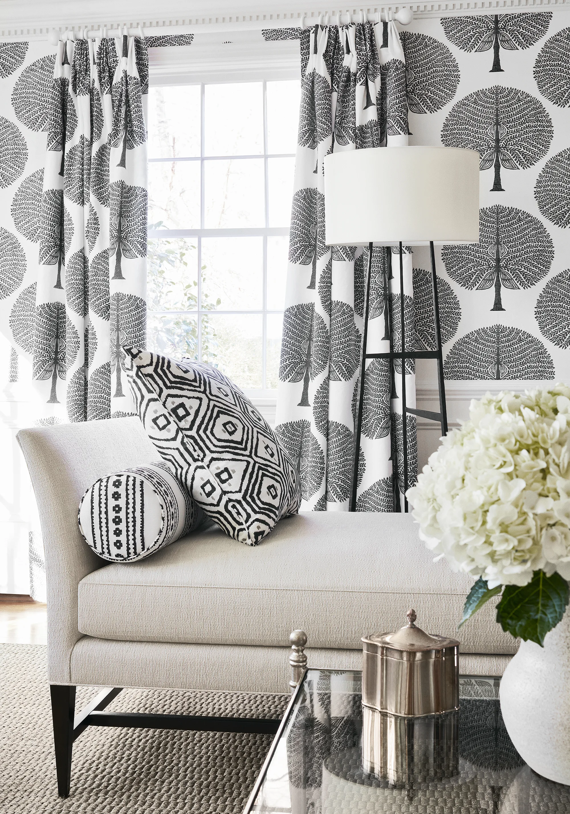 Thibaut Mulberry Tree in Black and White (T10602)