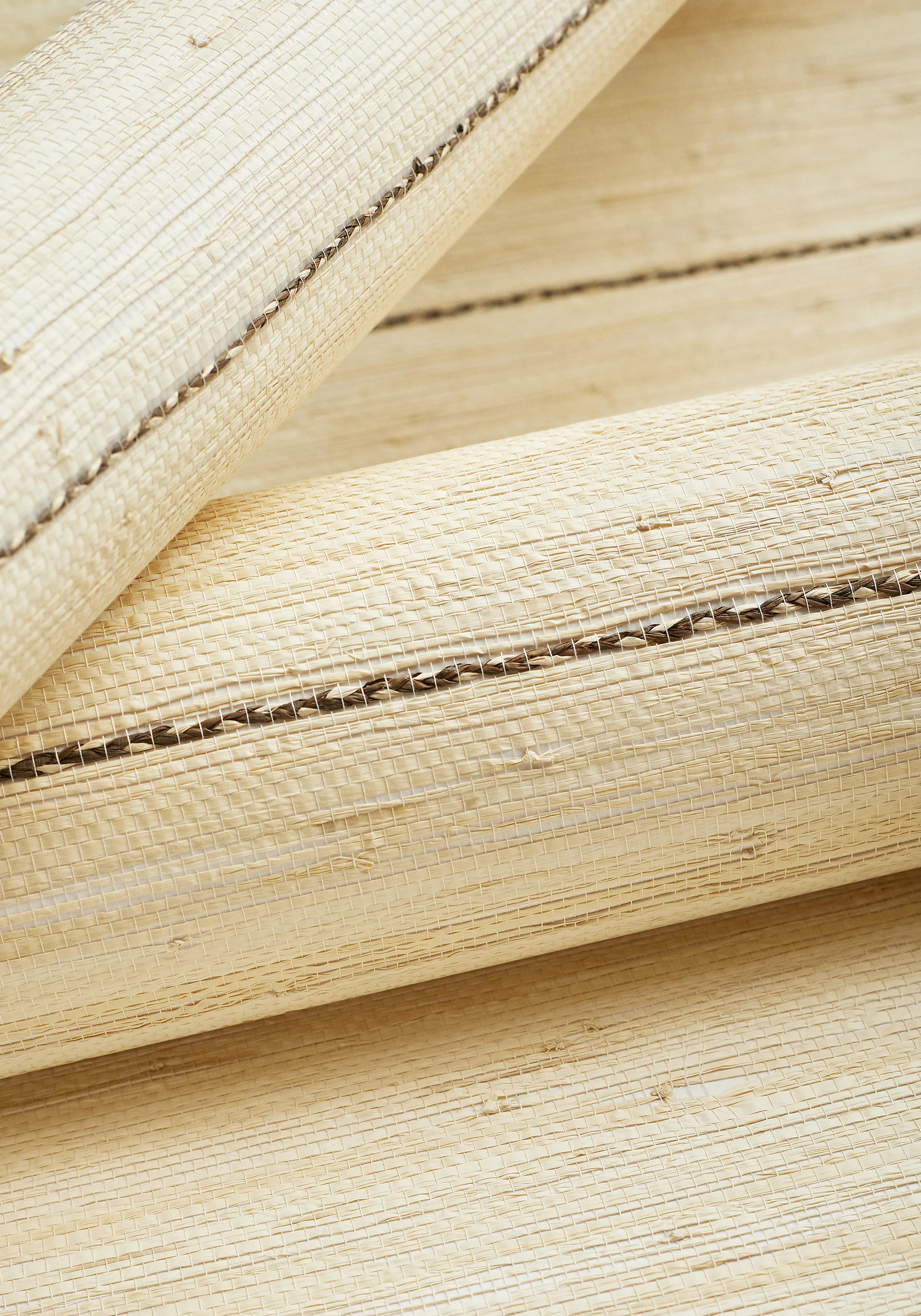 Thibaut Navajo in Natural (T27018)