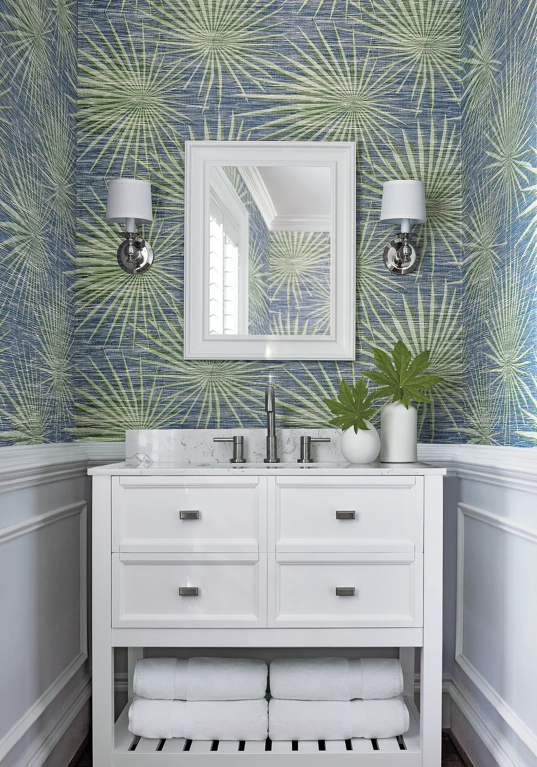 Thibaut Palm Frond in Navy and Green (T10141)
