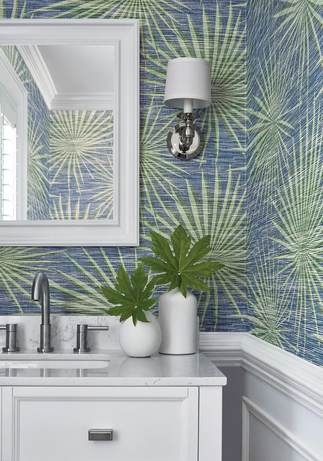 Thibaut Palm Frond in Navy and Green (T10141)