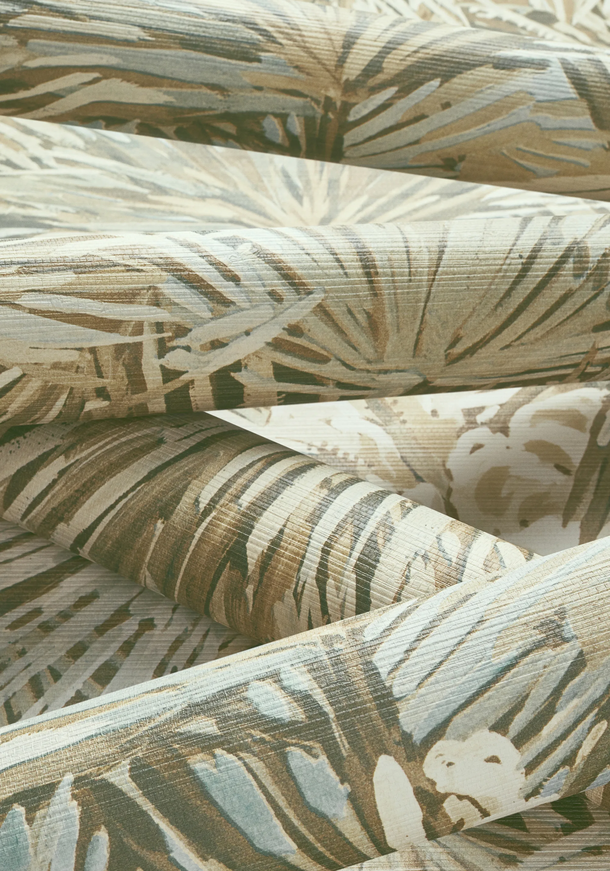 Thibaut Palmier Wide Width in Beige (TWW34009)