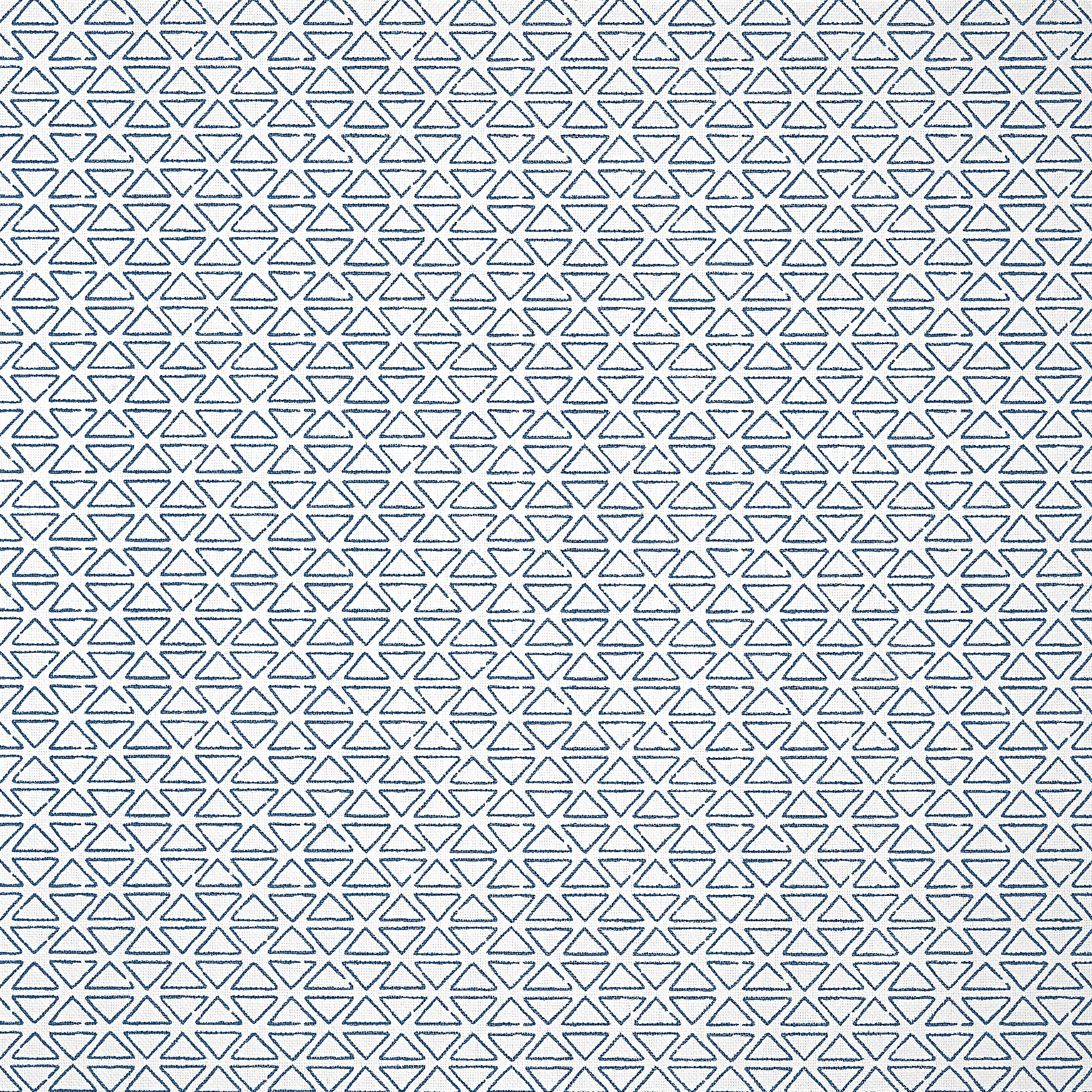 AT9693 | Pyramid – Navy on White