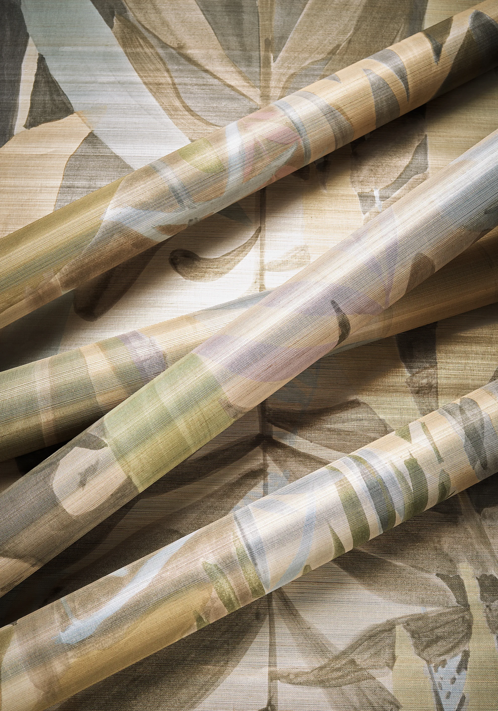 Thibaut Rainforest Mural in Neutral on Metallic (TM15854)