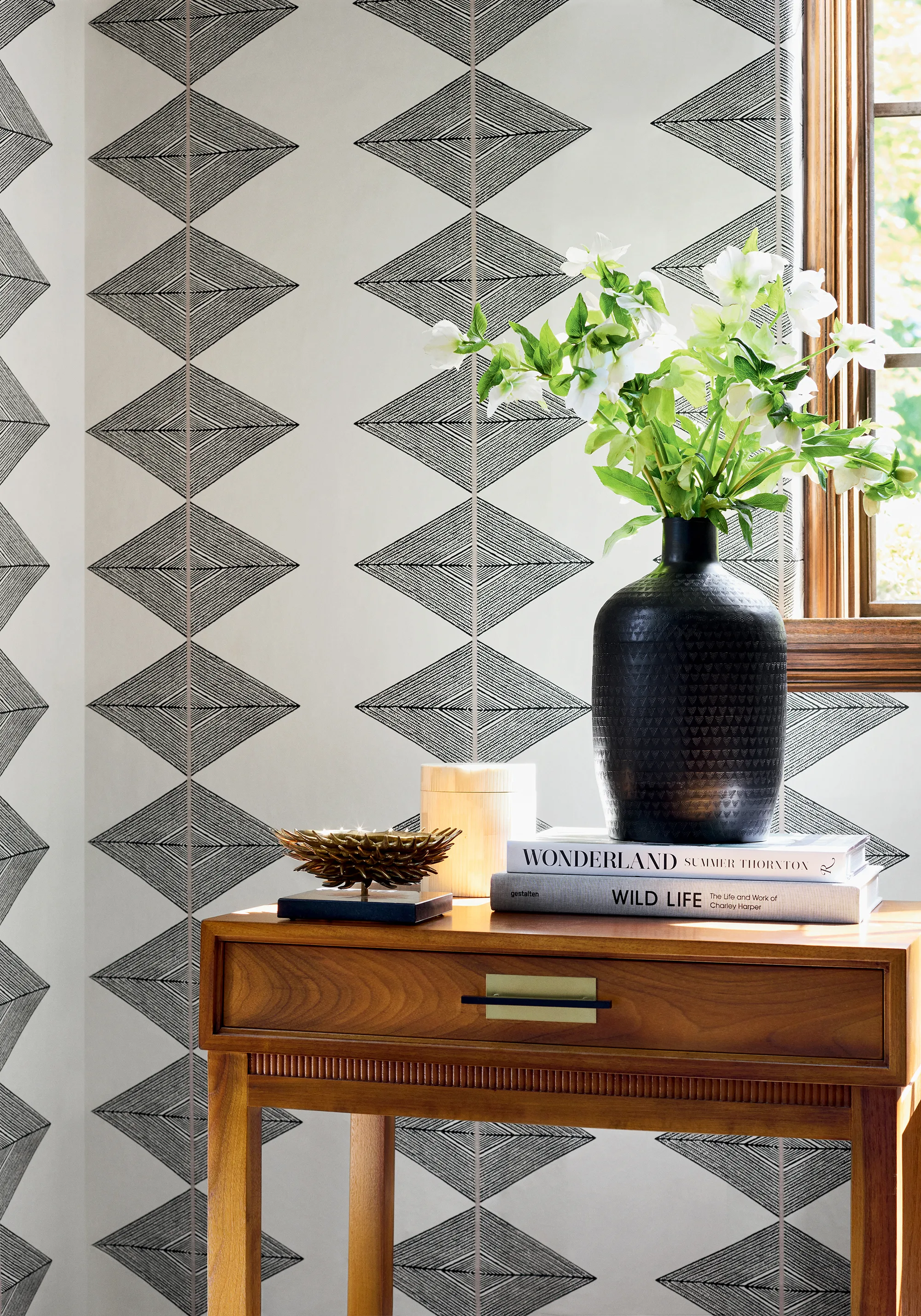 Thibaut Reflection in Basalt Black (T12015)