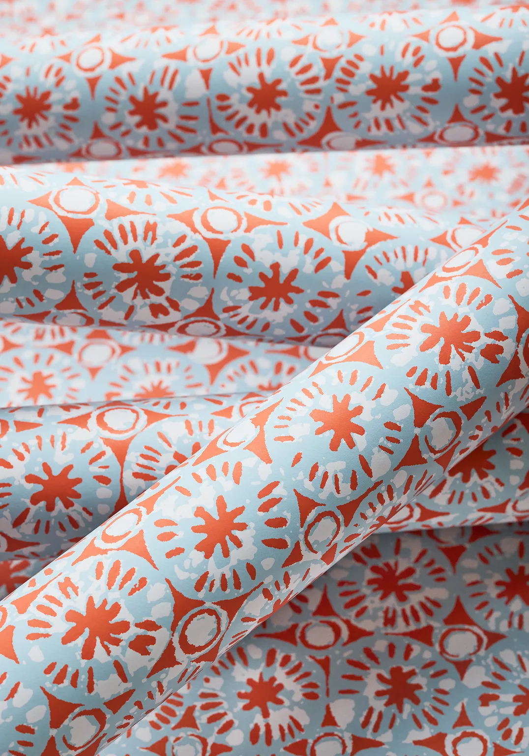 Thibaut Sand Dollar in Coral and Blue (T15857)
