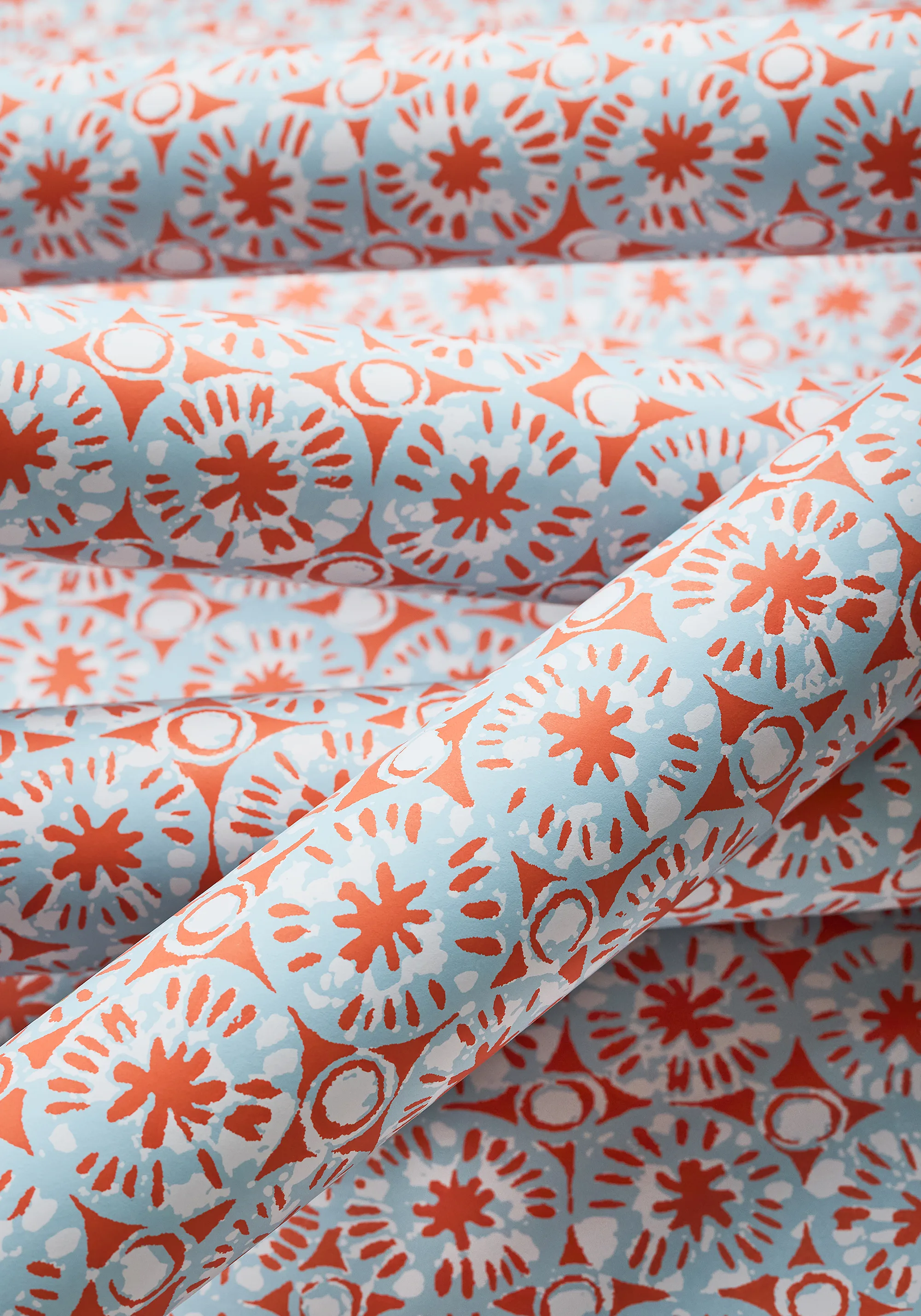 Thibaut Sand Dollar in Coral and Blue (T15857)