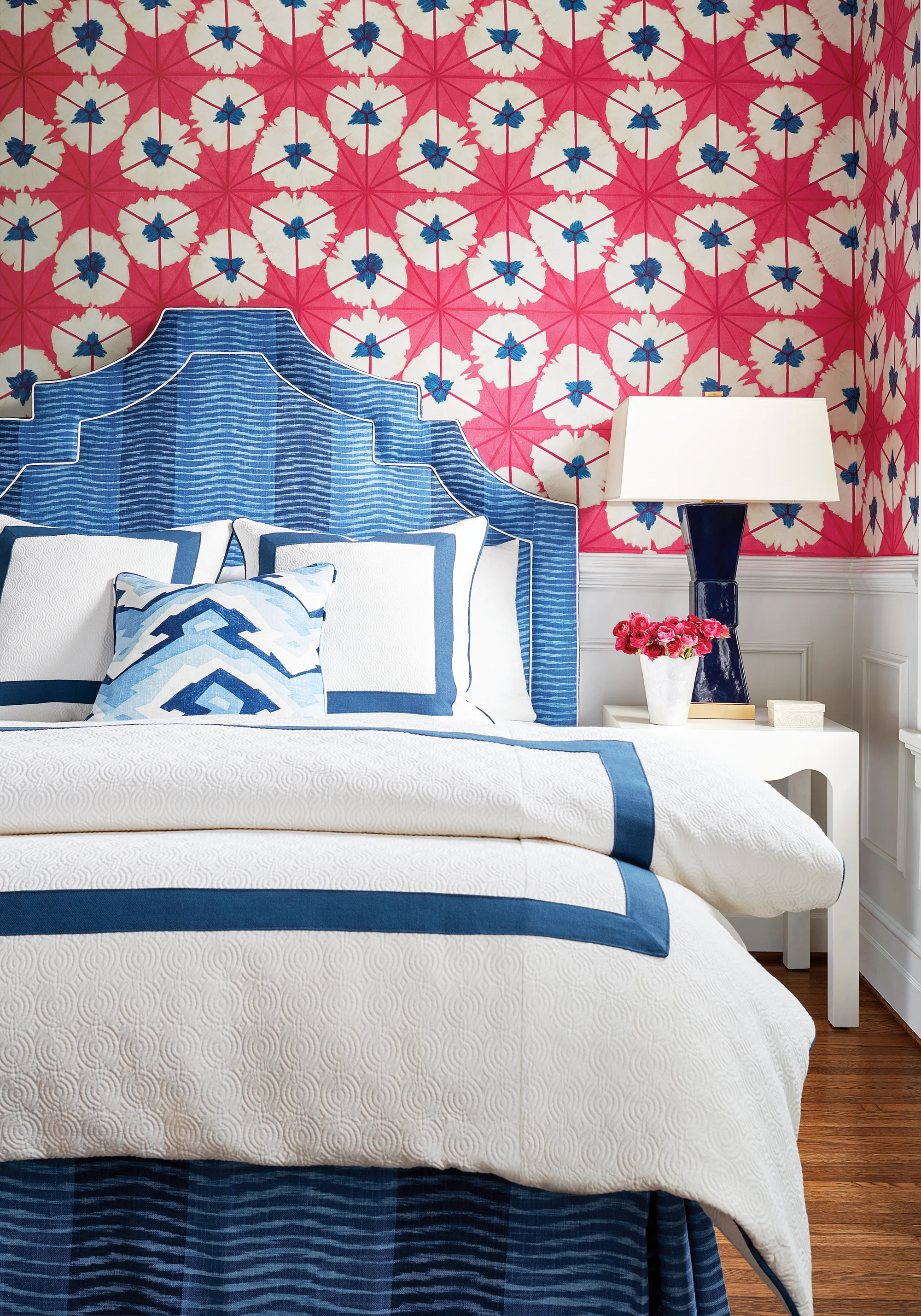 Thibaut Sunburst in Pink and Blue (T13087)