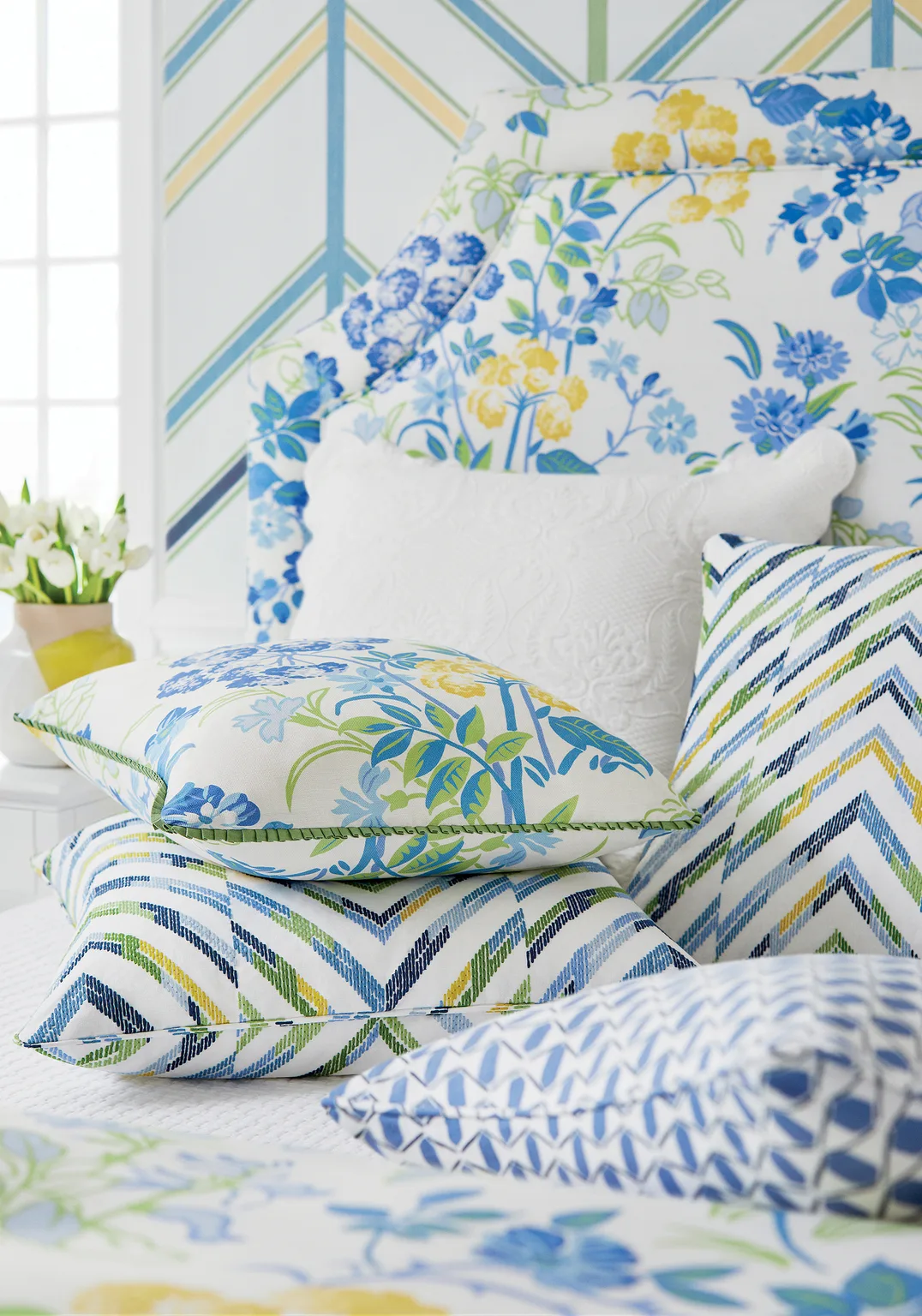 Thibaut Ventura in Blue and Green (T14354)