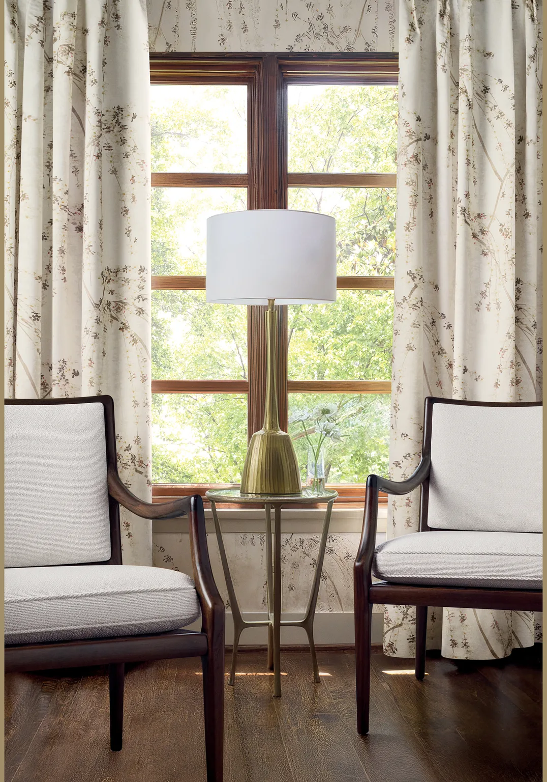 Thibaut Weeping Blossom in White (T24454)