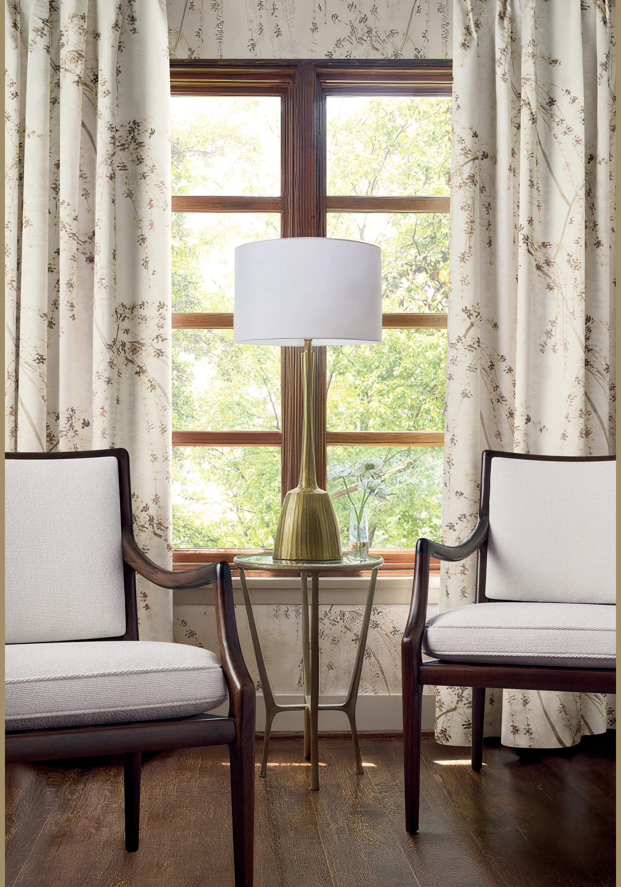 Thibaut Weeping Blossom in White (T24454)