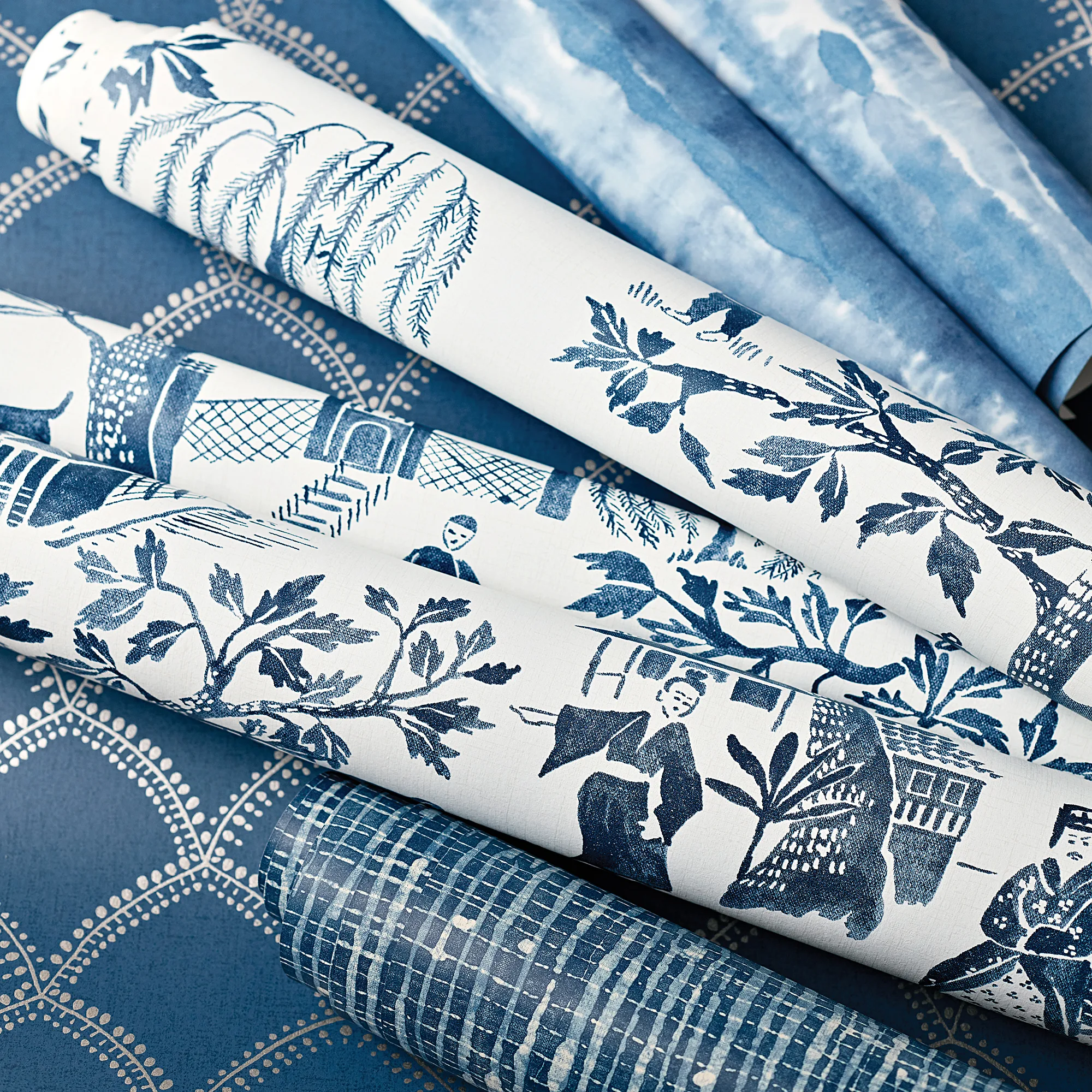 Anna French Willow Wood in Navy (AT7915)