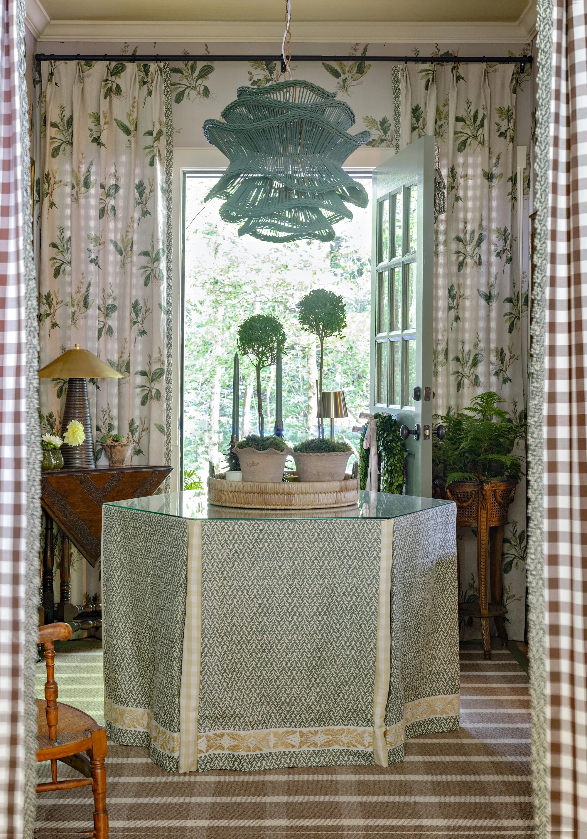 Anna French Woodland in Green on Natural (AT57853)