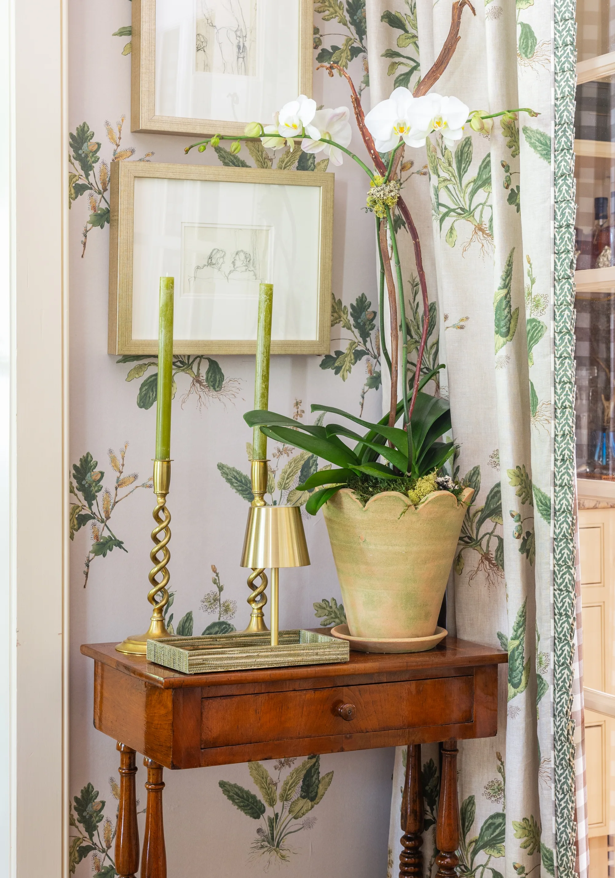 Anna French Woodland in Green on Natural (AT57853)