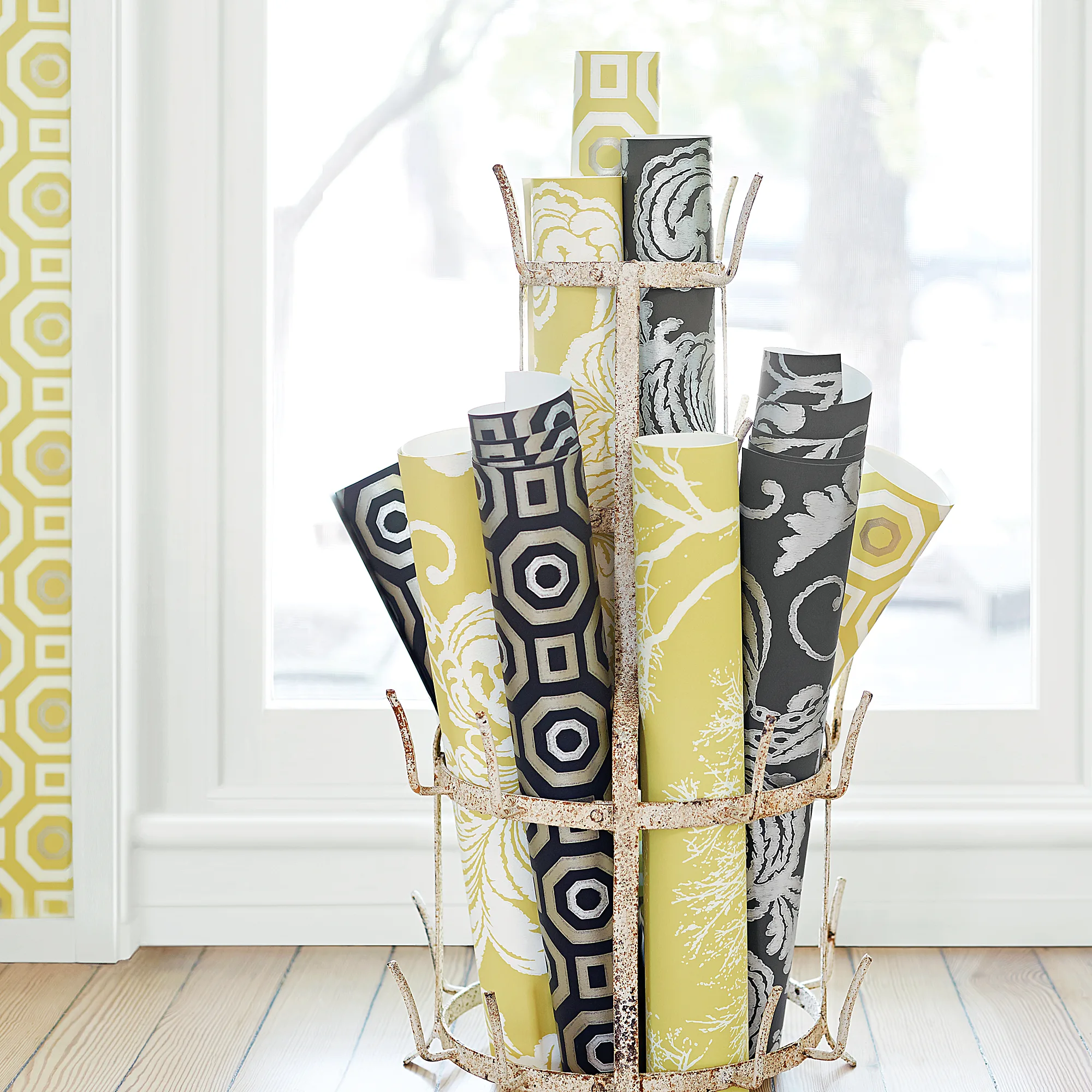 Anna French Zane in Metallic Gold on Citron (AT6035)