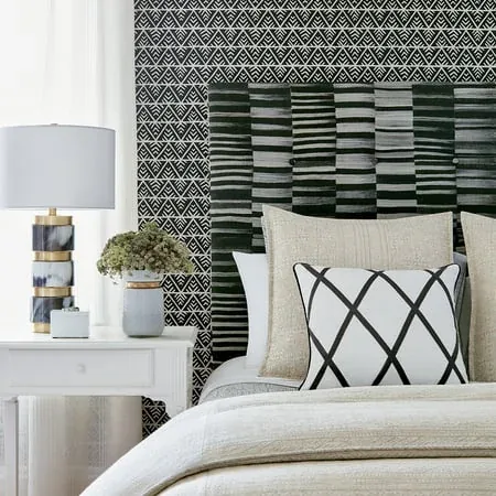 AT78707 | Jules - Black on Flax room view