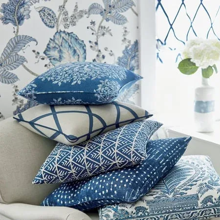 AT78738 | Kalamkari Vine - Blue and White room view