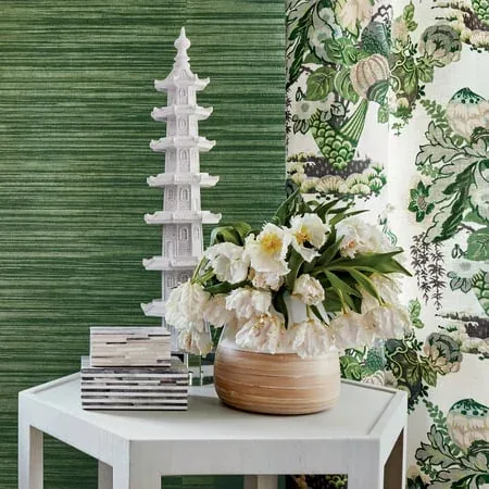 AT9657 | Gaya - Emerald Green room view